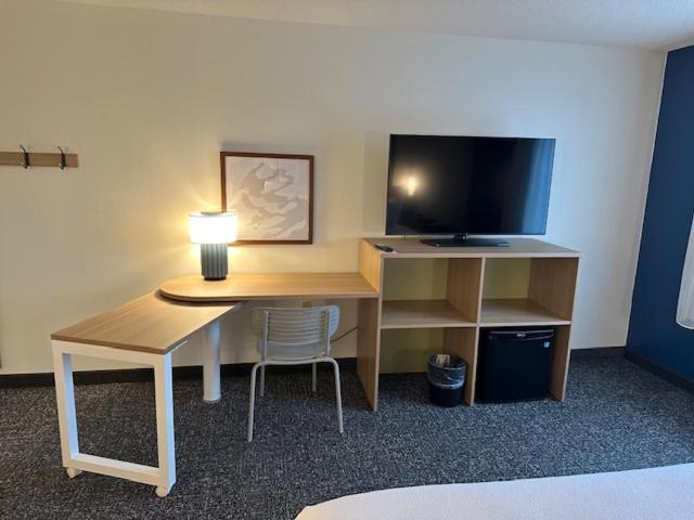 Spark by Hilton Walker Grand Rapids North photo 16