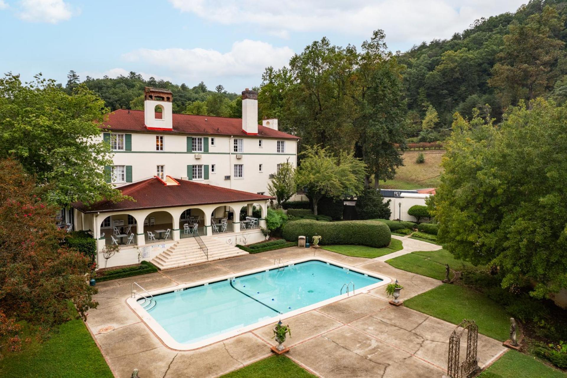 Lake Lure Inn and Spa photo 80