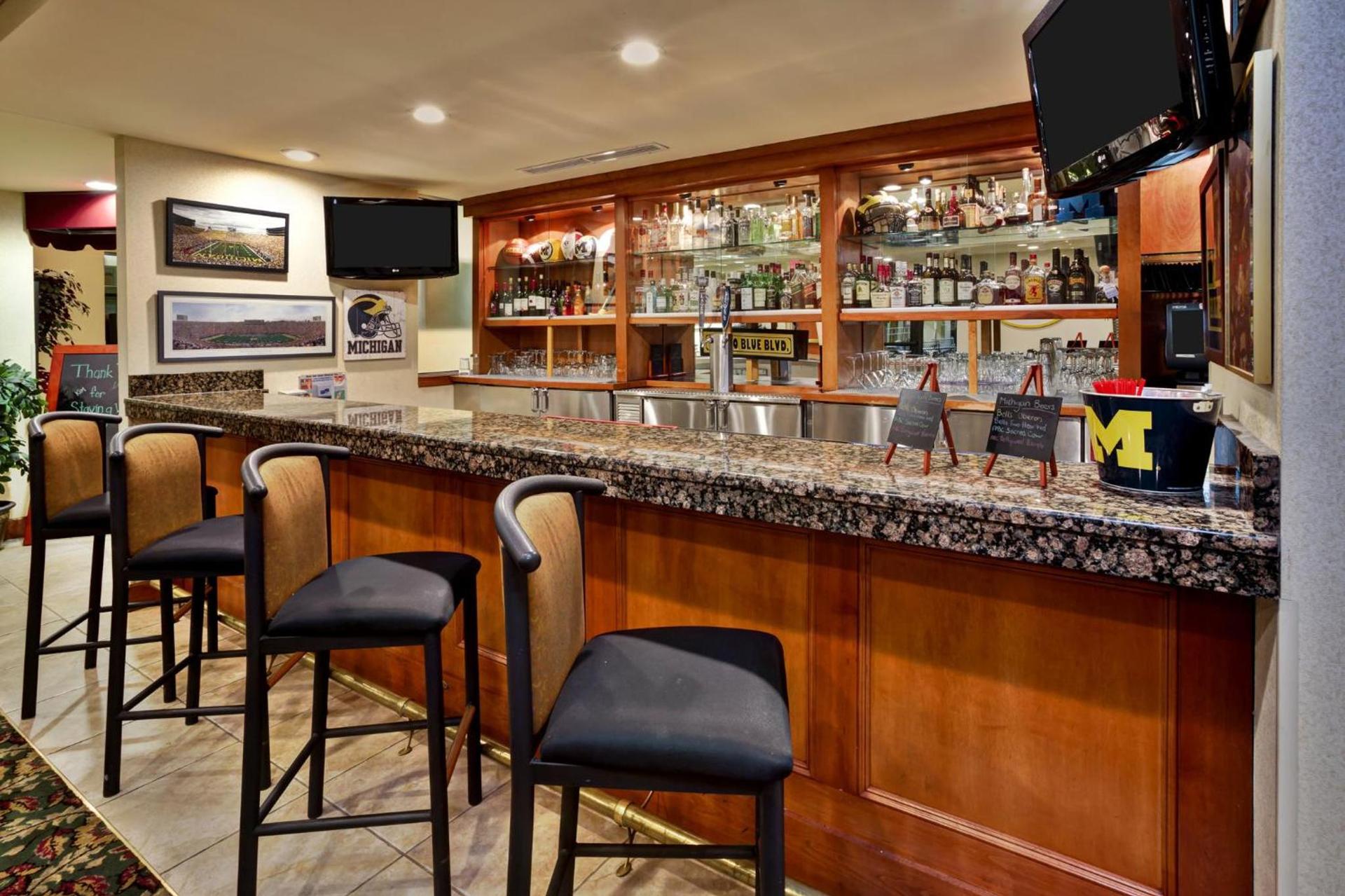 Holiday Inn Hotel & Suites Ann Arbor University of Michigan Area by IHG photo 73