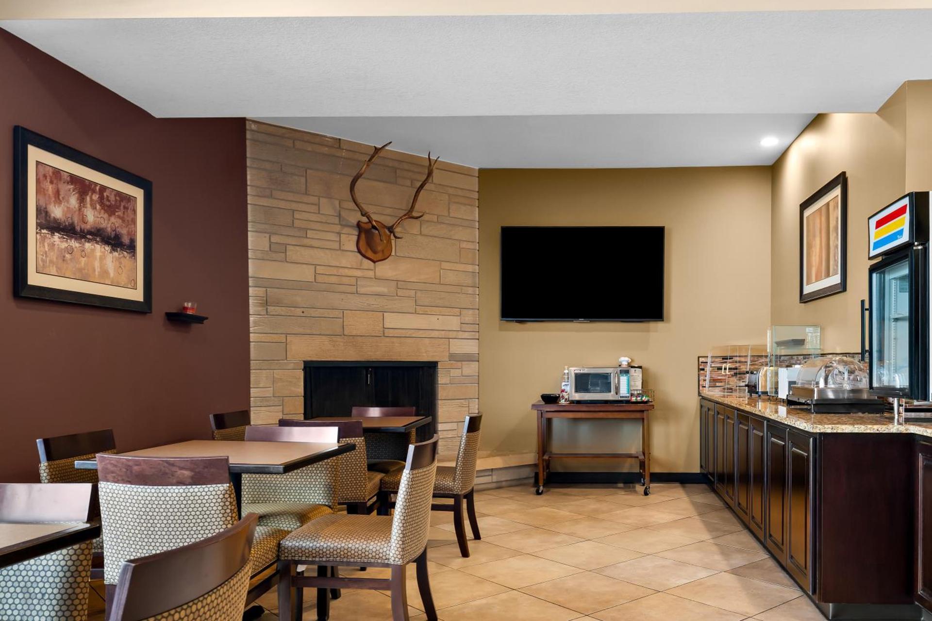 Best Western Paradise Inn photo 40