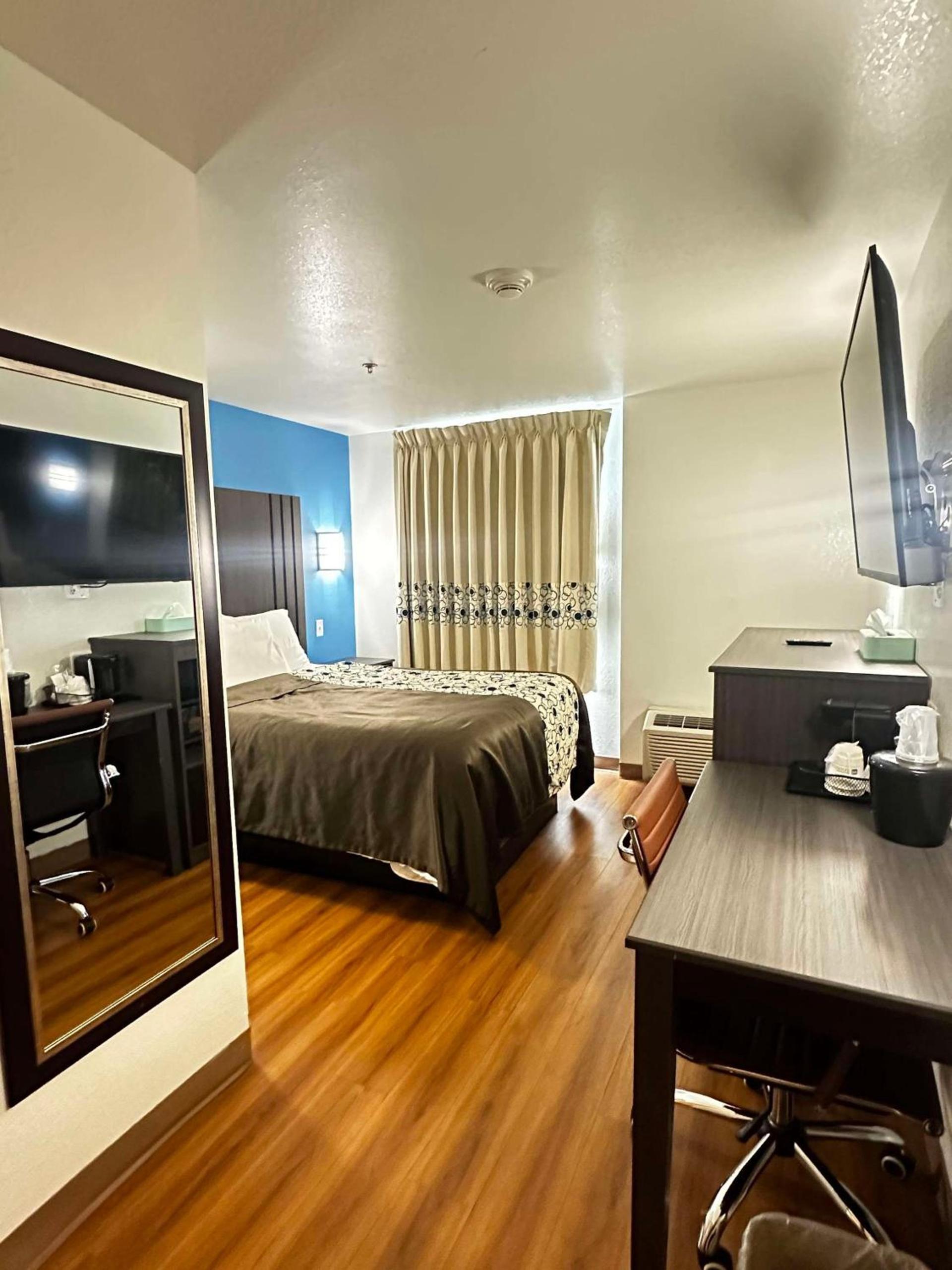 SureStay Plus Hotel by Best Western Niagara Falls East photo 14