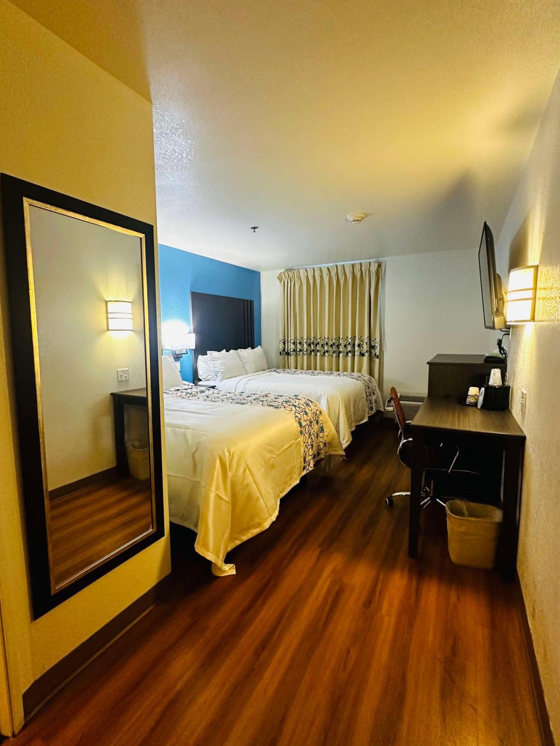 SureStay Plus Hotel by Best Western Niagara Falls East photo 18