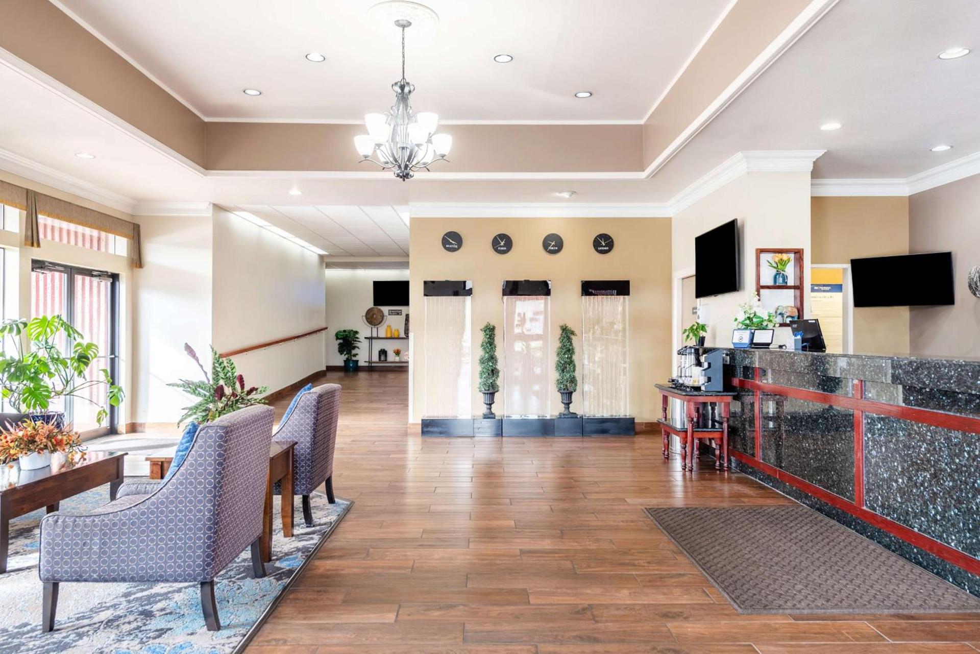 Best Western Cascadia Inn photo 2