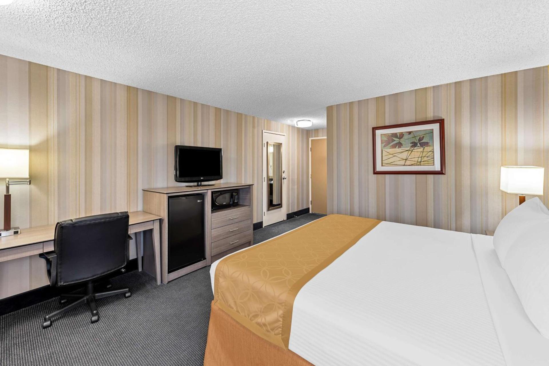 Best Western Cascadia Inn photo 14