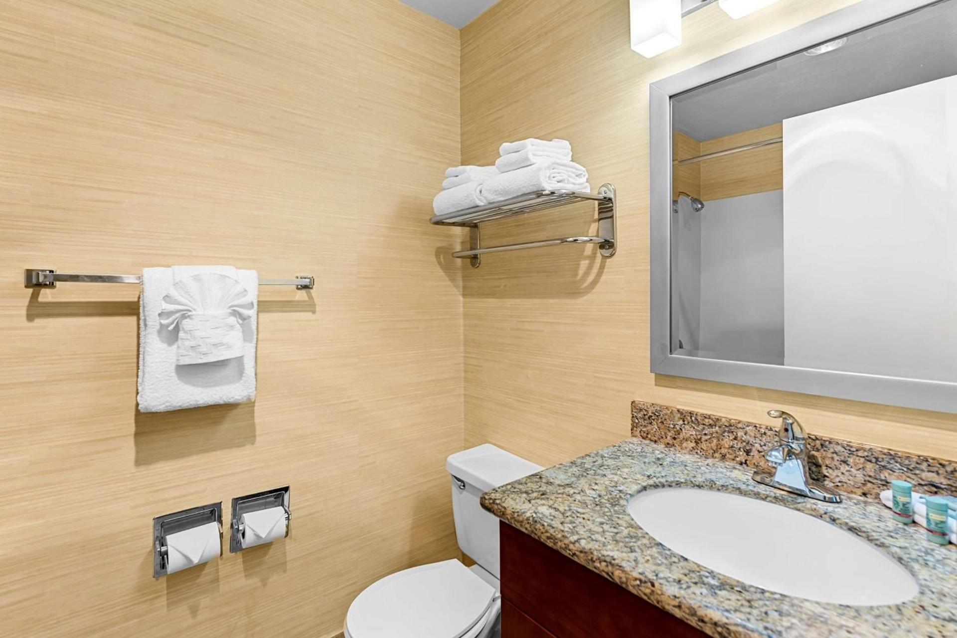 Best Western Cascadia Inn photo 25