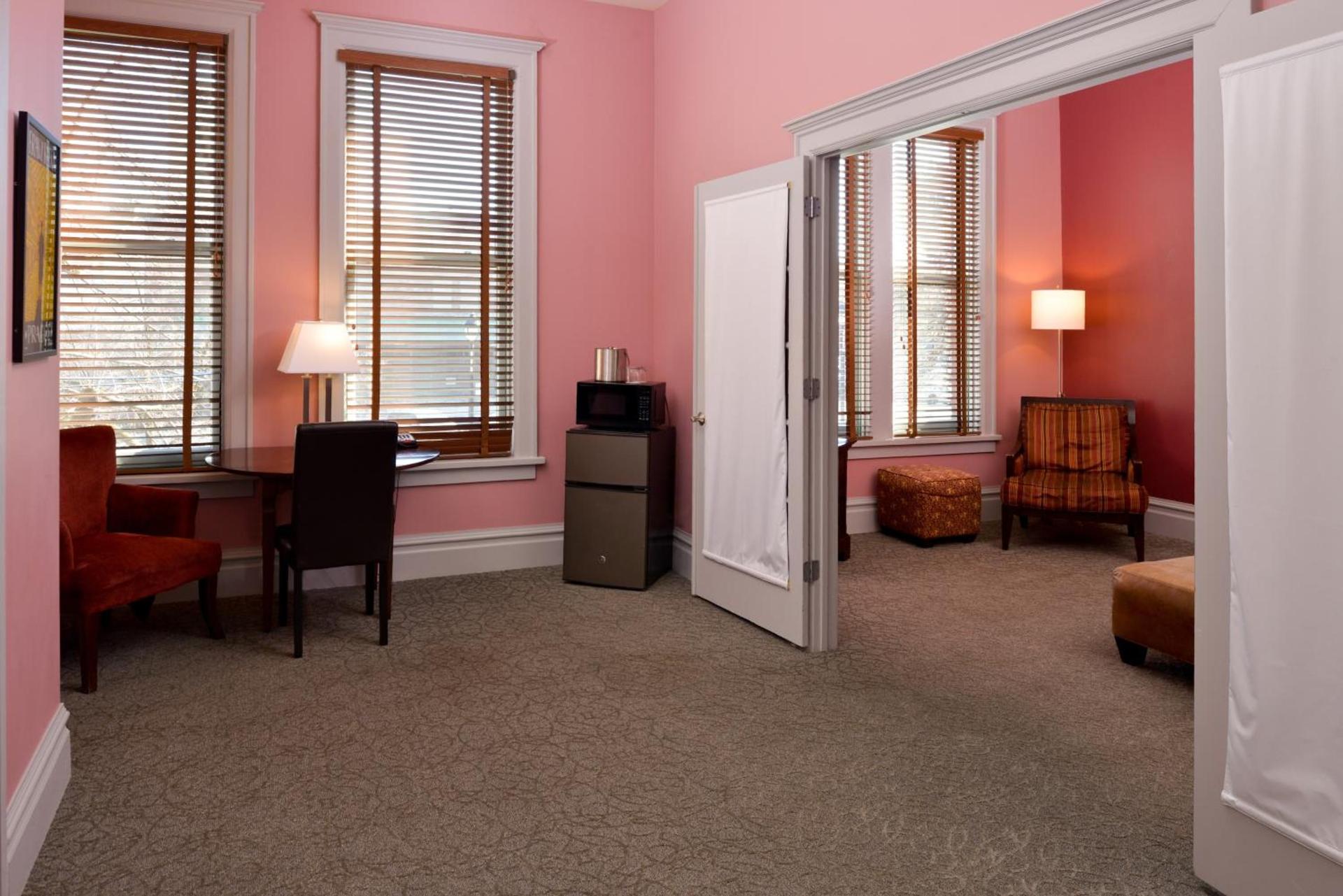 Montvale Hotel photo 3