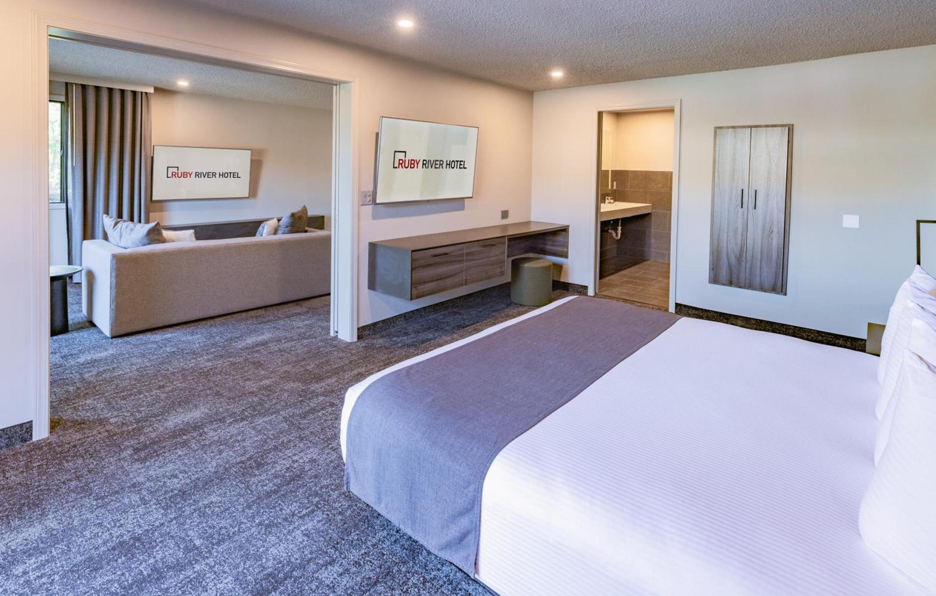 Ruby River Hotel photo 52