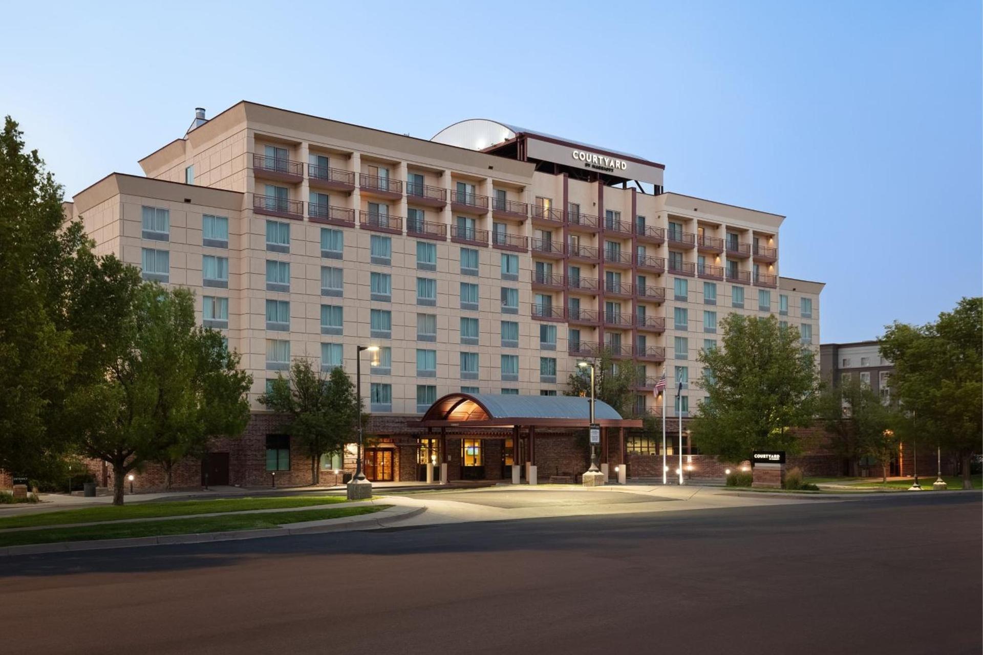 Courtyard by Marriott Denver Airport photo 1