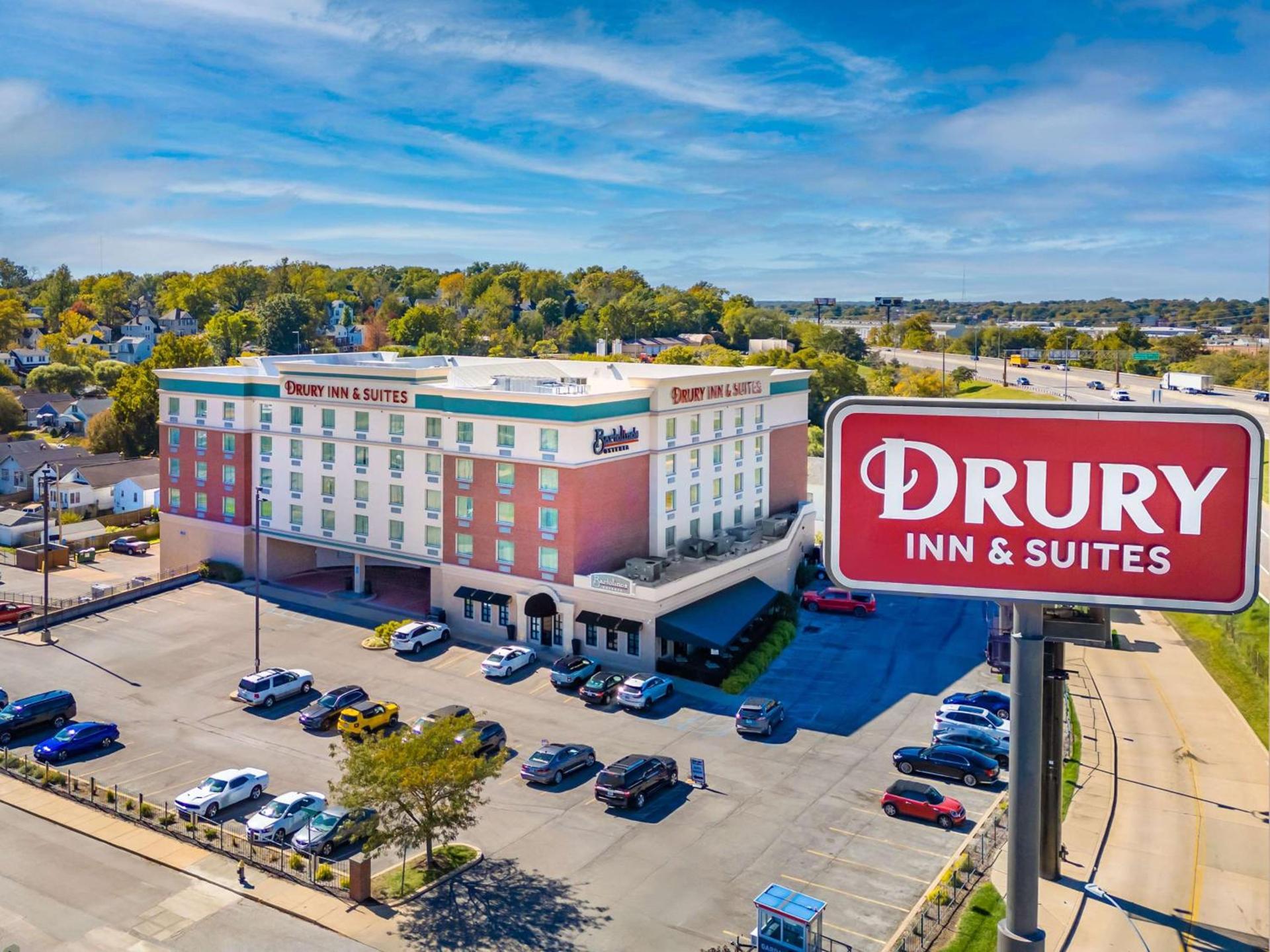Drury Inn & Suites St. Louis Forest Park photo 4