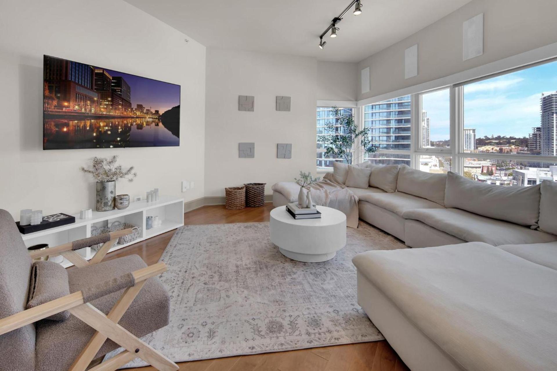 Highrise Retreats photo 4