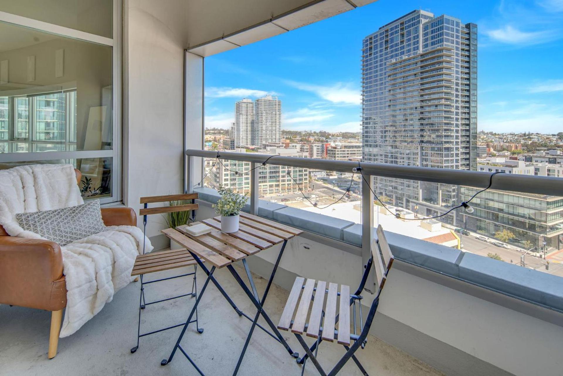 Highrise Retreats photo 9