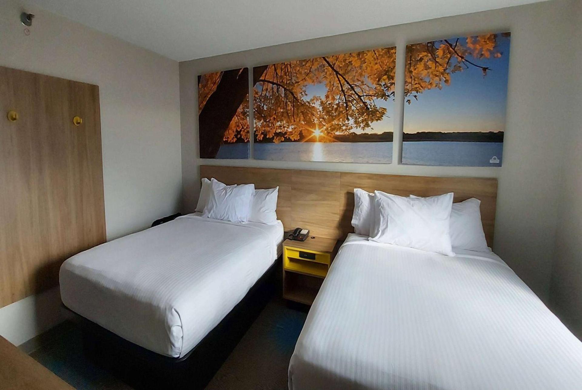 Days Inn by Wyndham Willmar photo 9