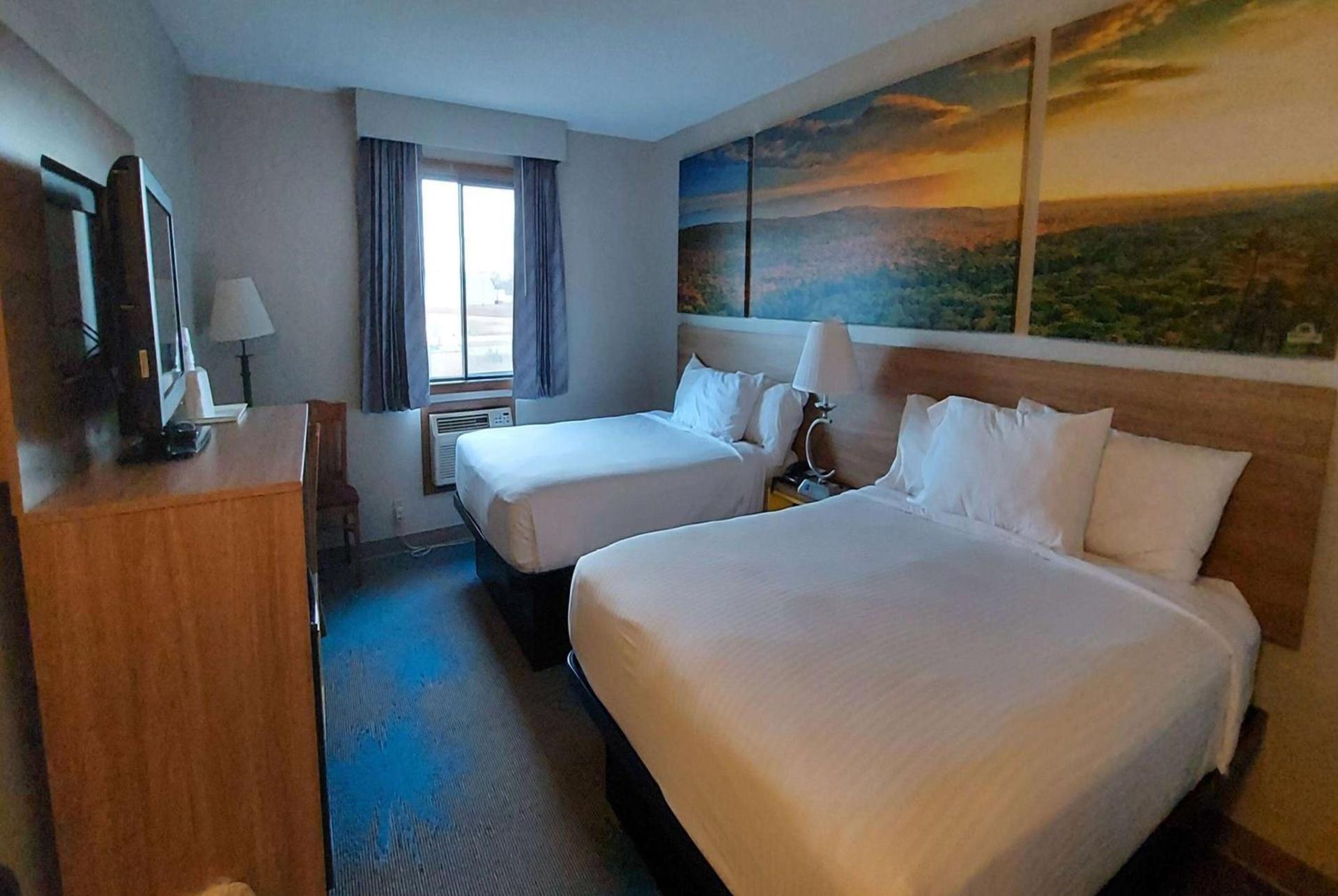 Days Inn by Wyndham Willmar photo 15