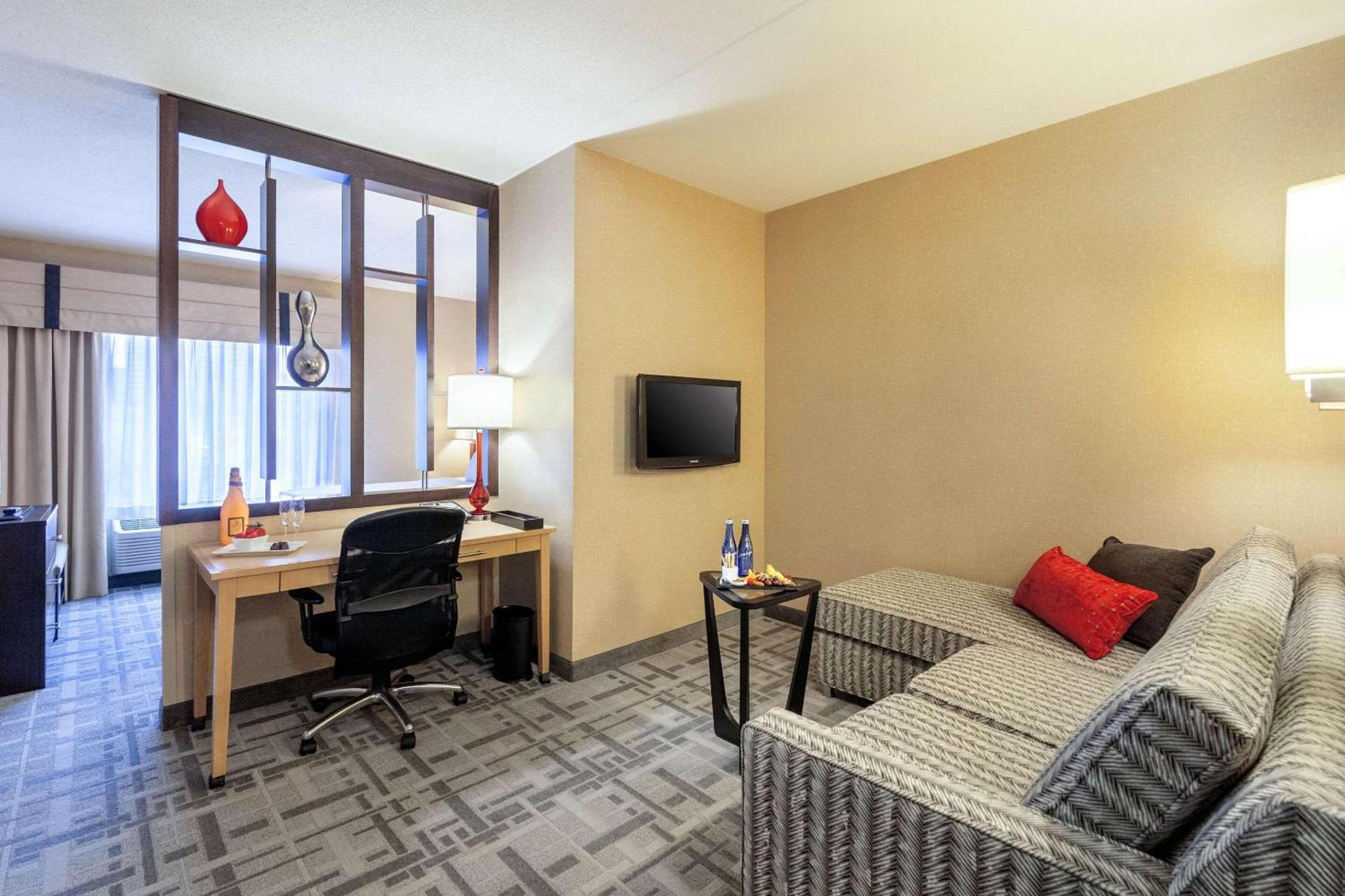 Cambria Hotel Pittsburgh - Downtown photo 7
