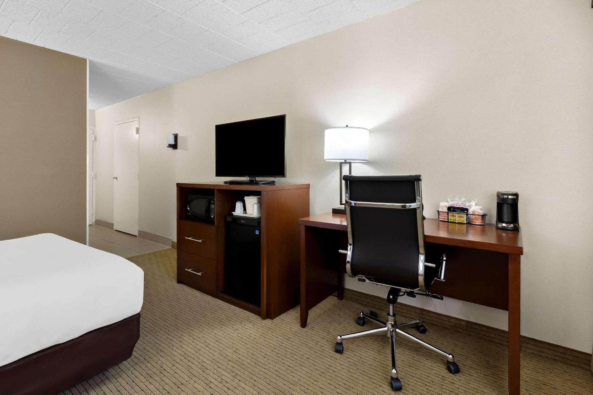Comfort Inn Somerset photo 21
