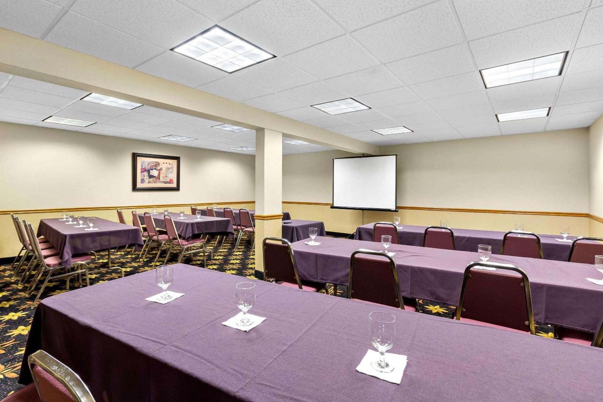 Comfort Inn Somerset photo 32