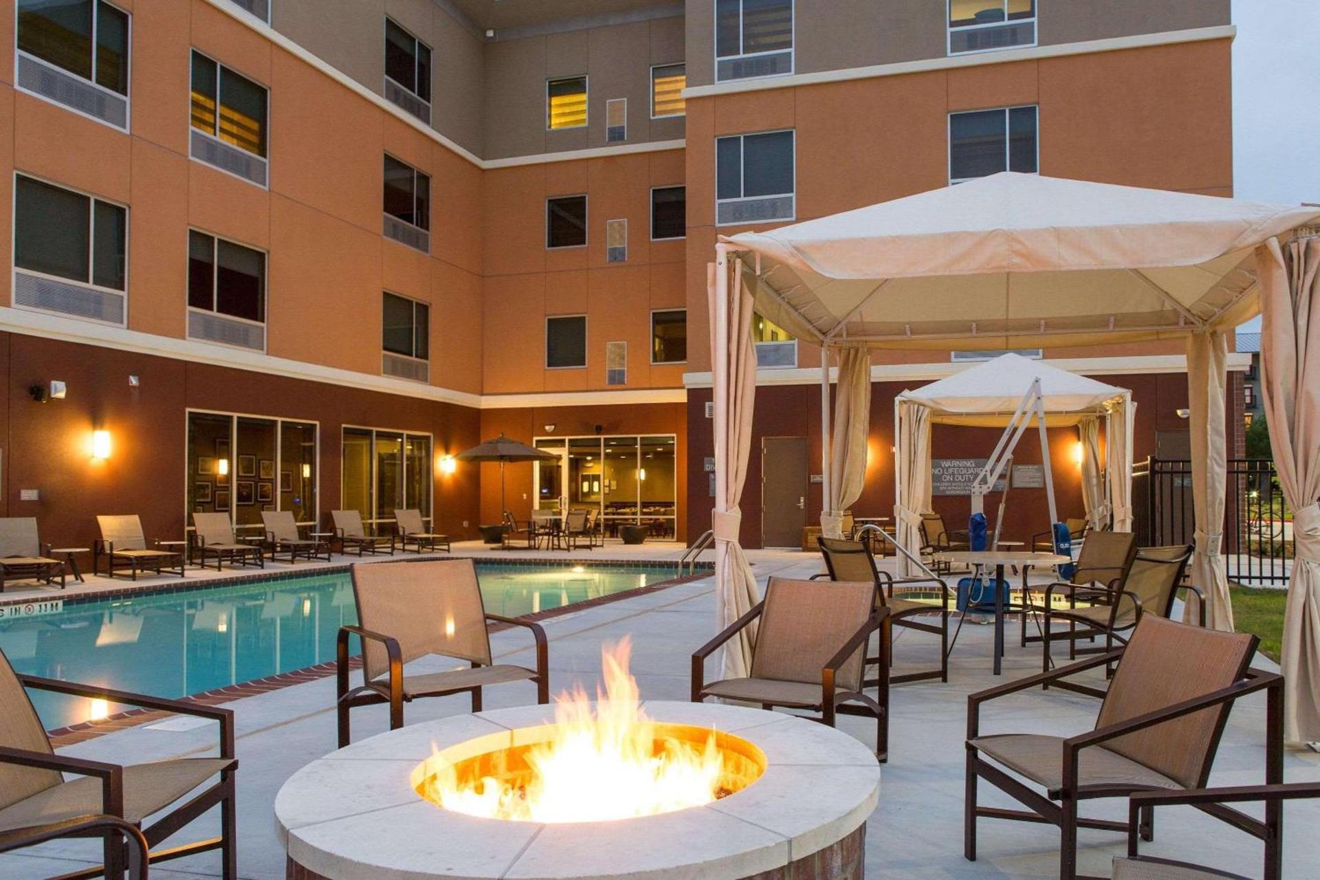 Cambria Hotel Plano - Frisco photo 2