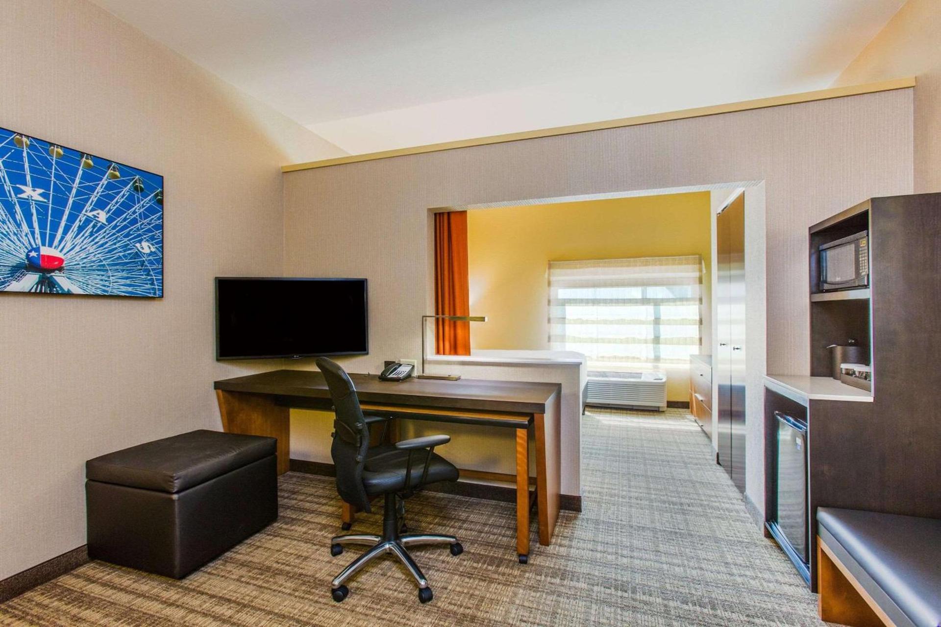 Cambria Hotel Plano - Frisco photo 18