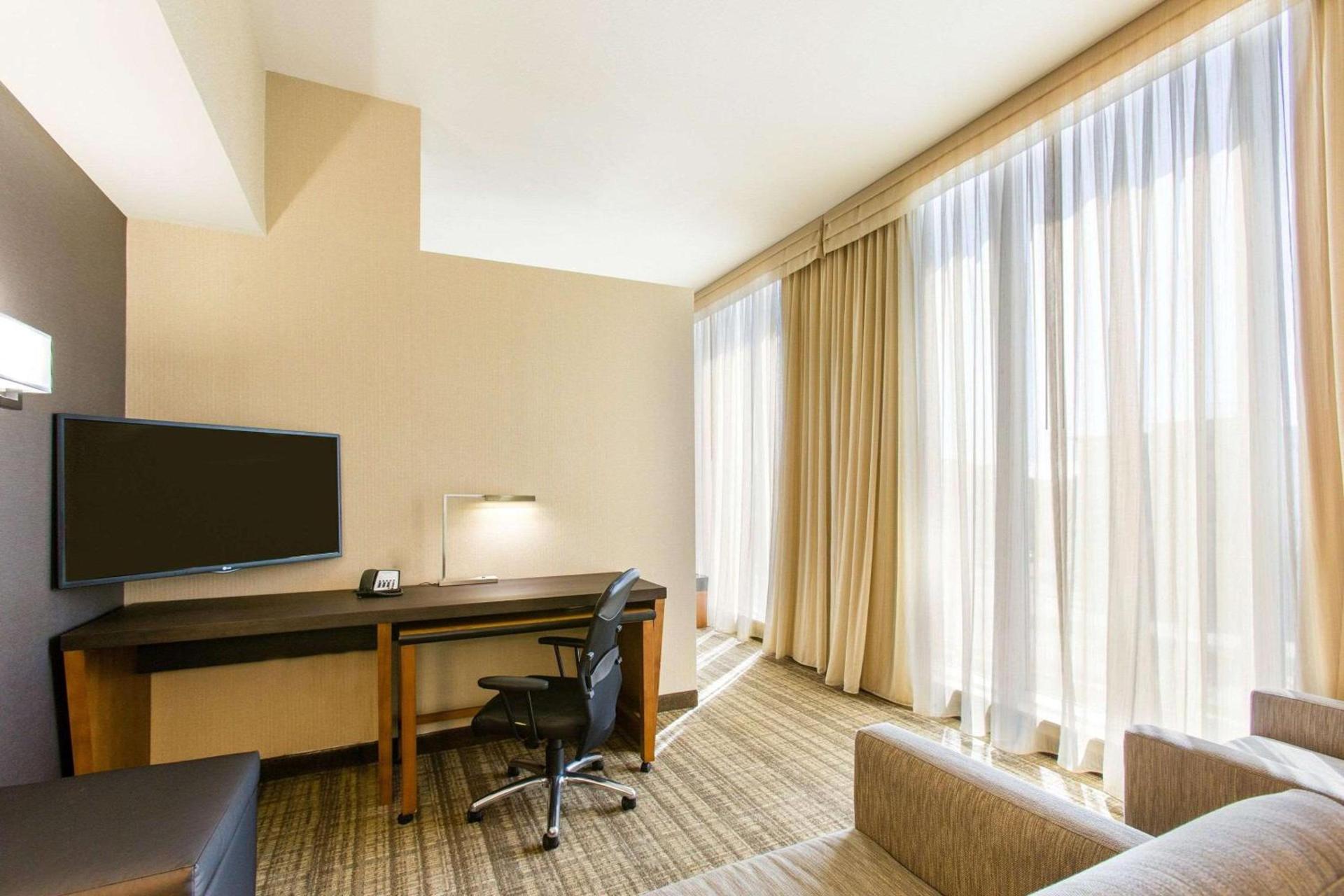 Cambria Hotel Plano - Frisco photo 32