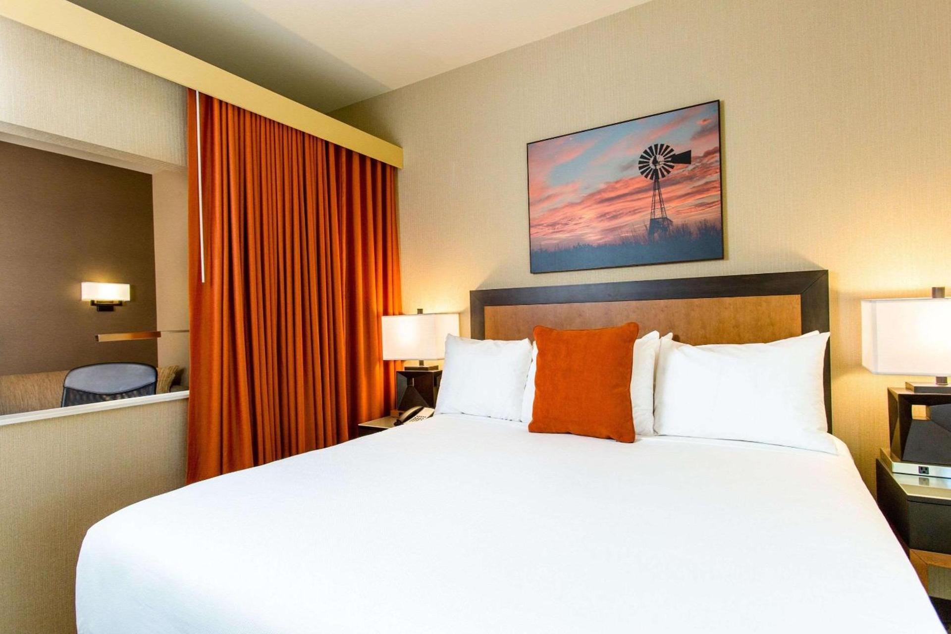 Cambria Hotel Plano - Frisco photo 38