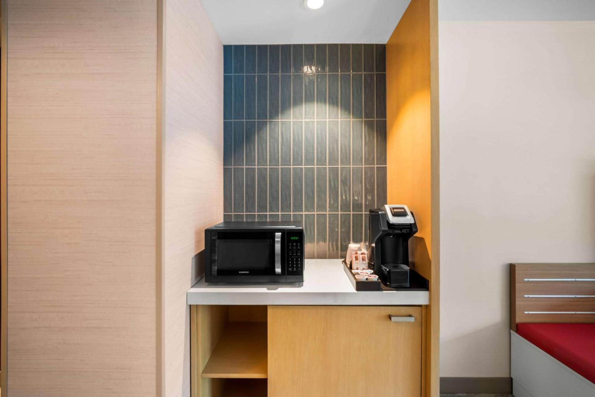 Hilton Garden Inn North Conway photo 32