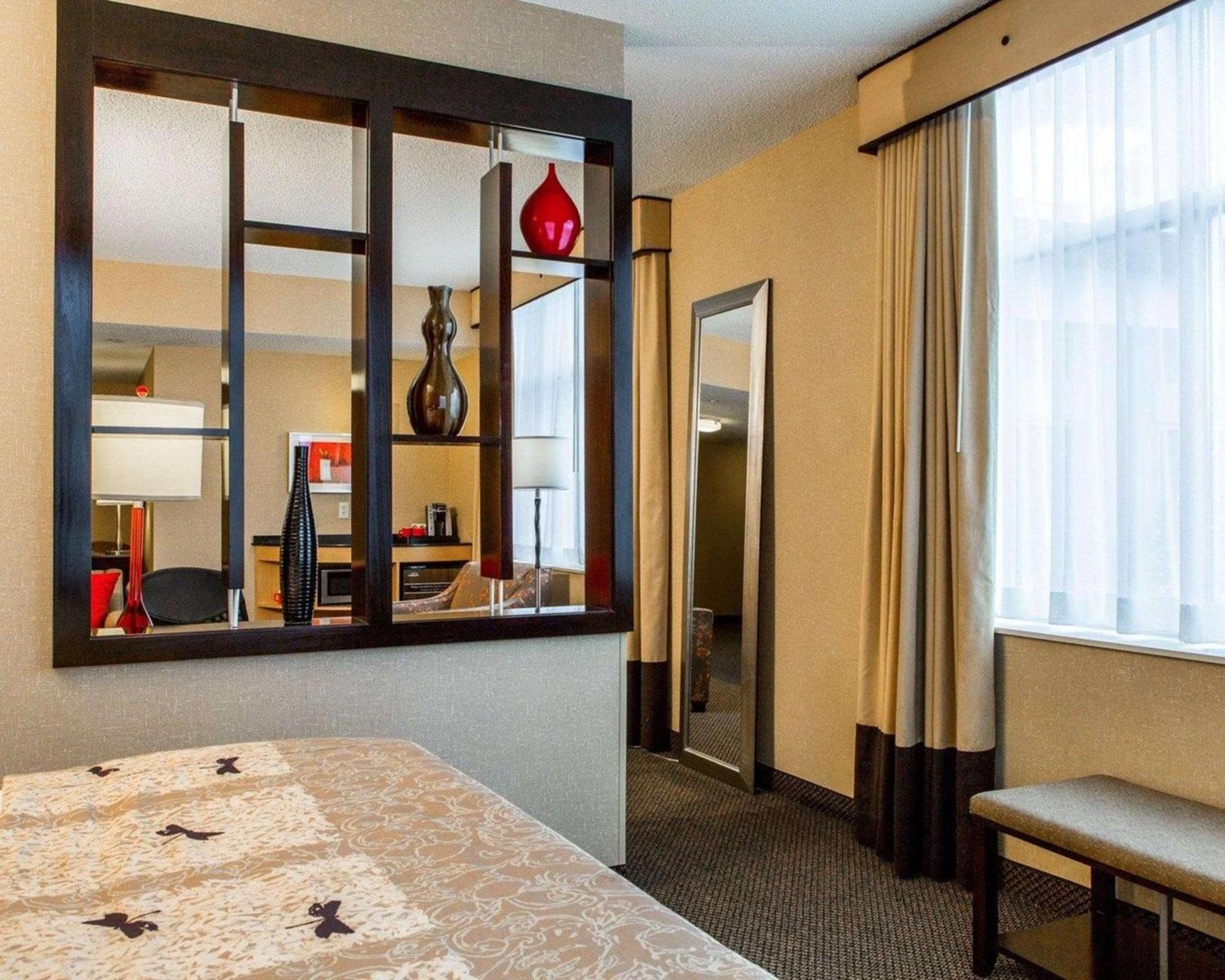 Cambria Hotel Traverse City photo 9