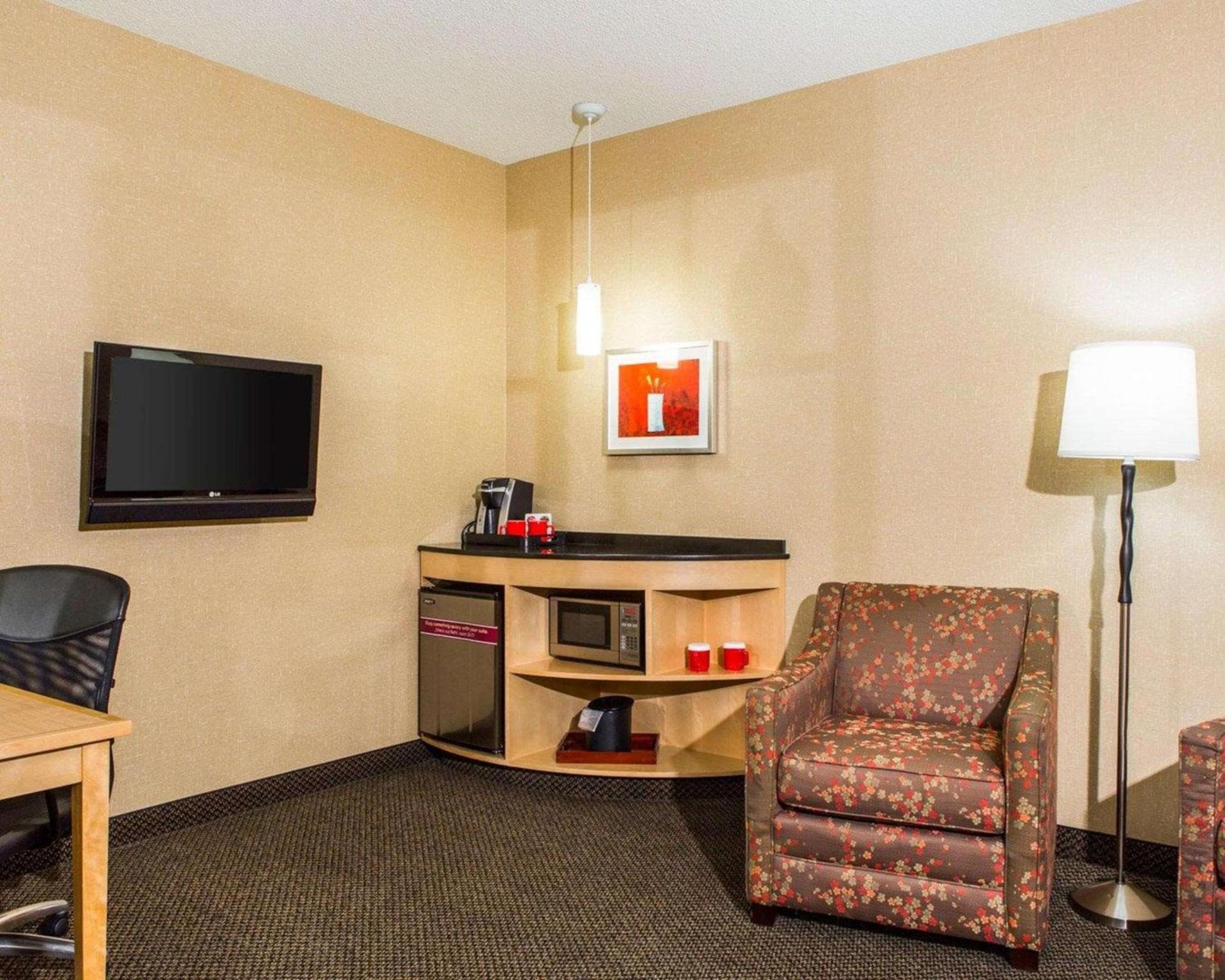 Cambria Hotel Traverse City photo 15