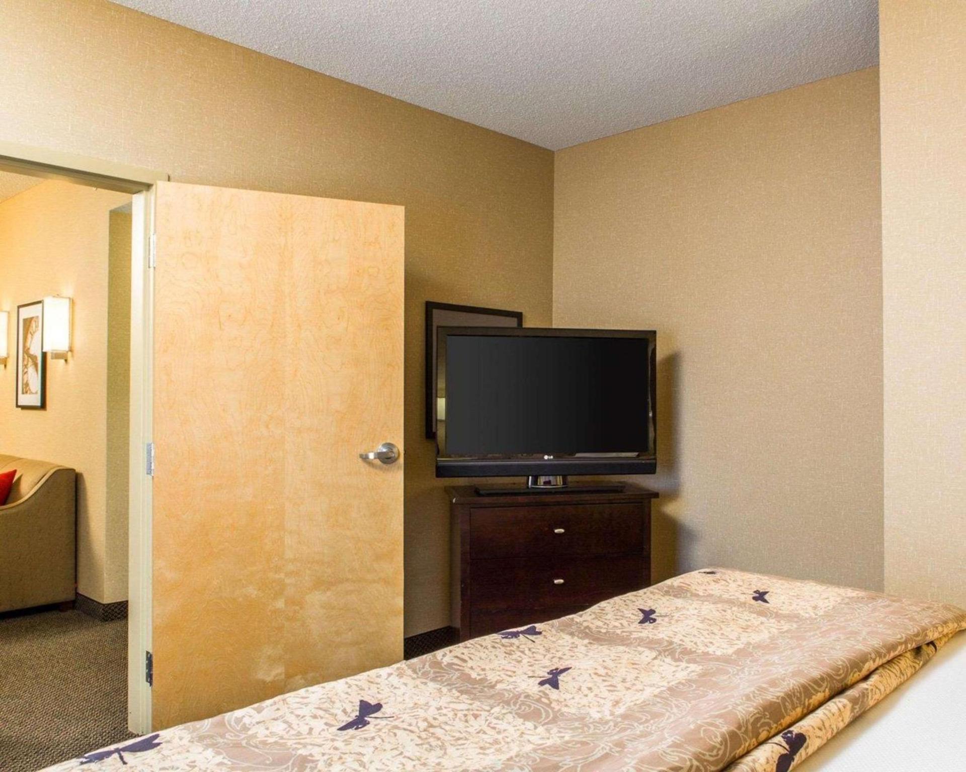 Cambria Hotel Traverse City photo 19