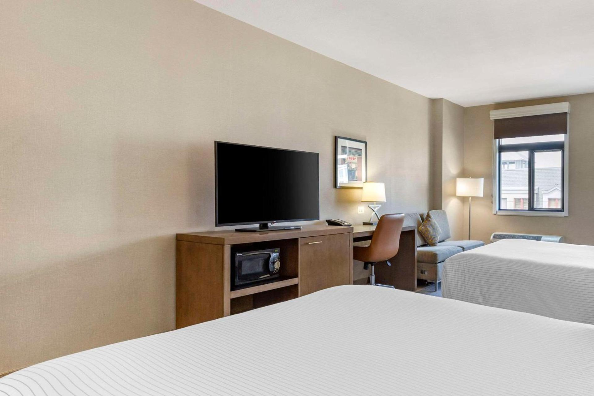 Cambria Hotel Rockville photo 34