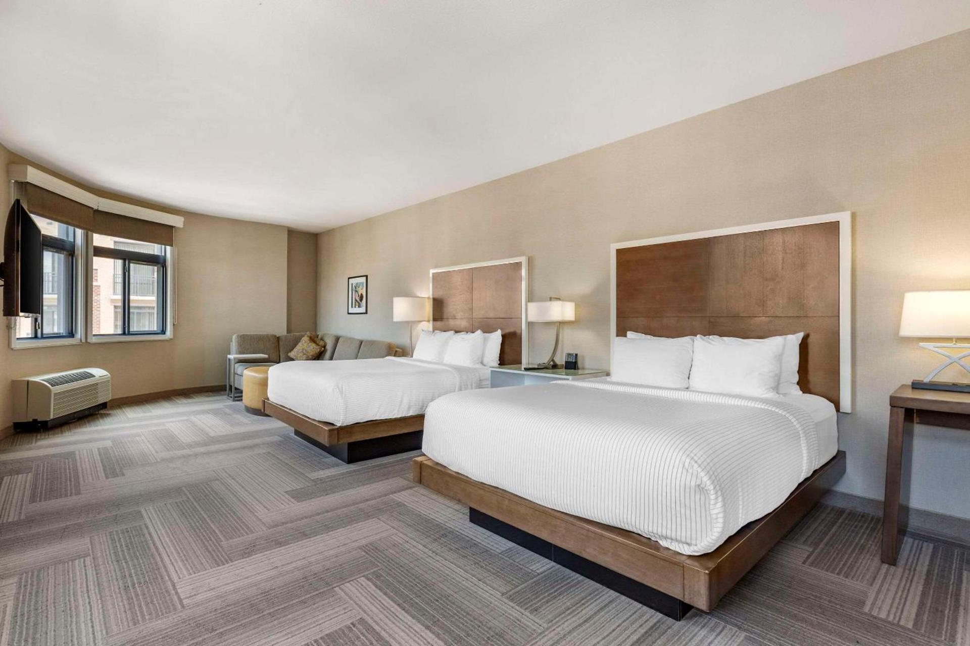 Cambria Hotel Rockville photo 38