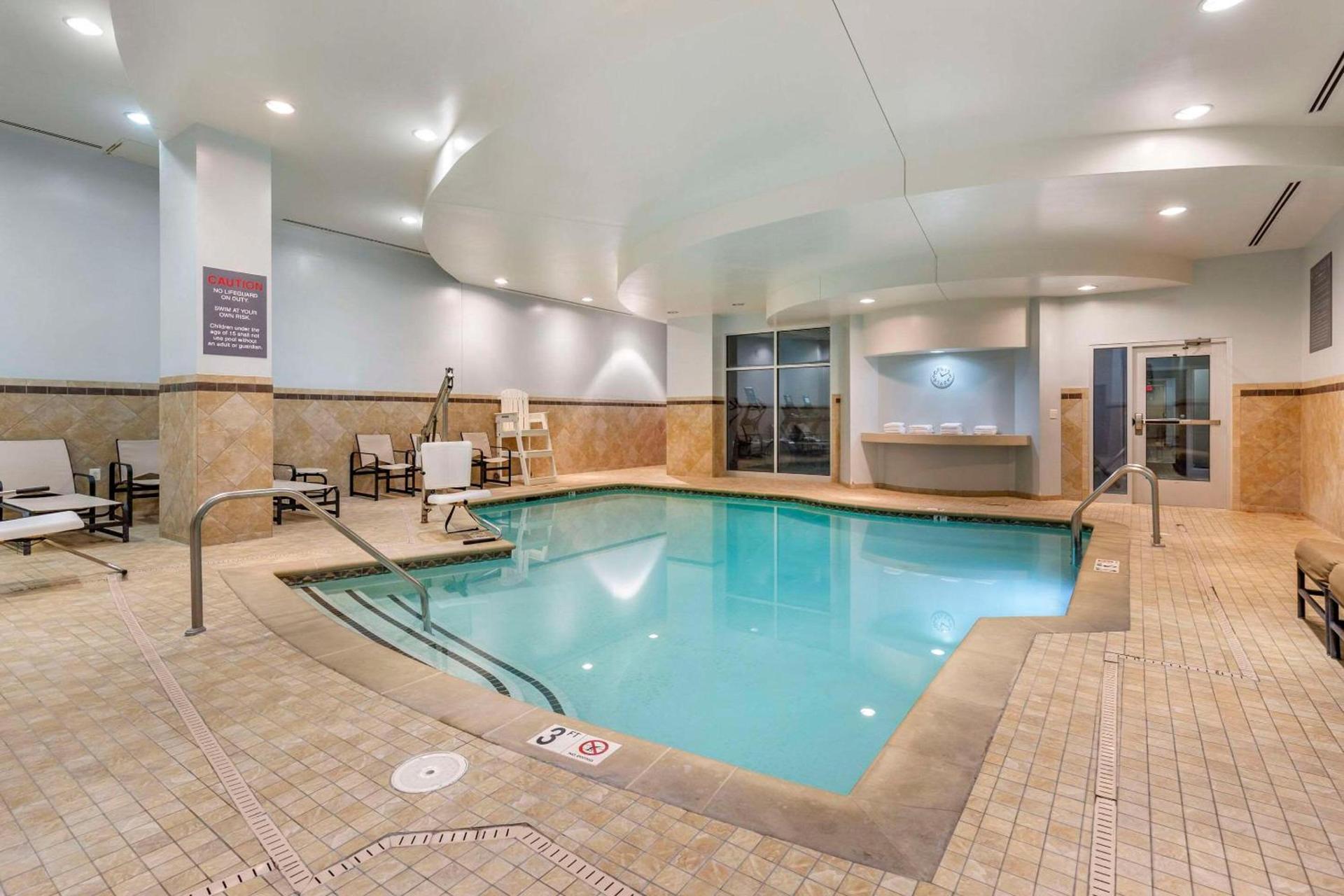Cambria Hotel Rockville photo 42