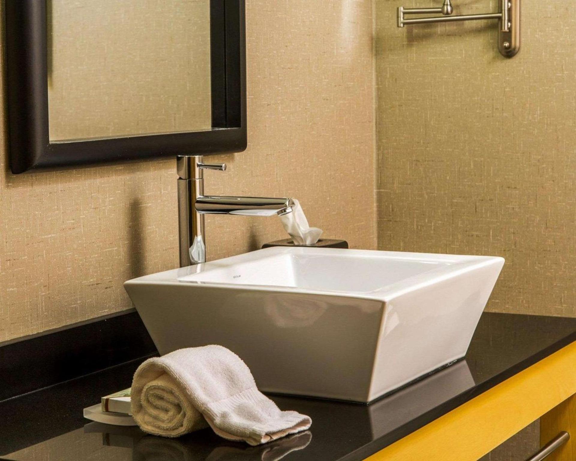 Cambria Hotel Traverse City photo 30