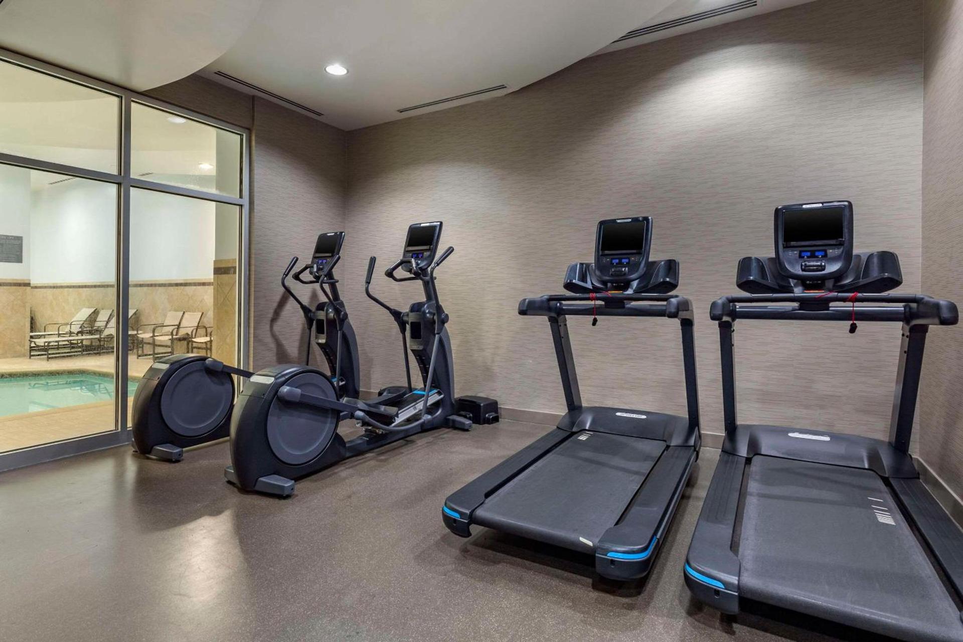 Cambria Hotel Rockville photo 45