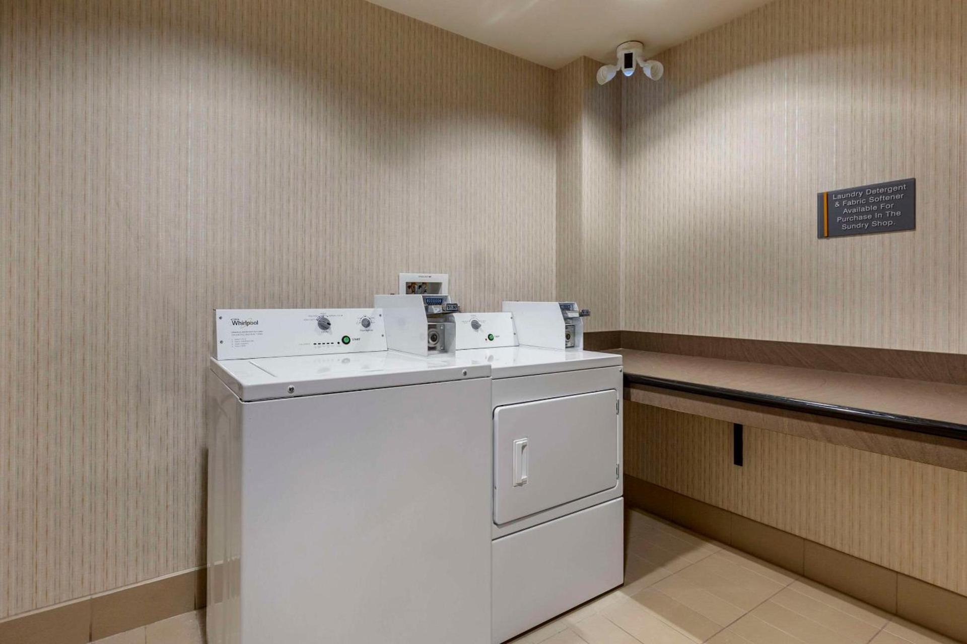 Cambria Hotel Rockville photo 54