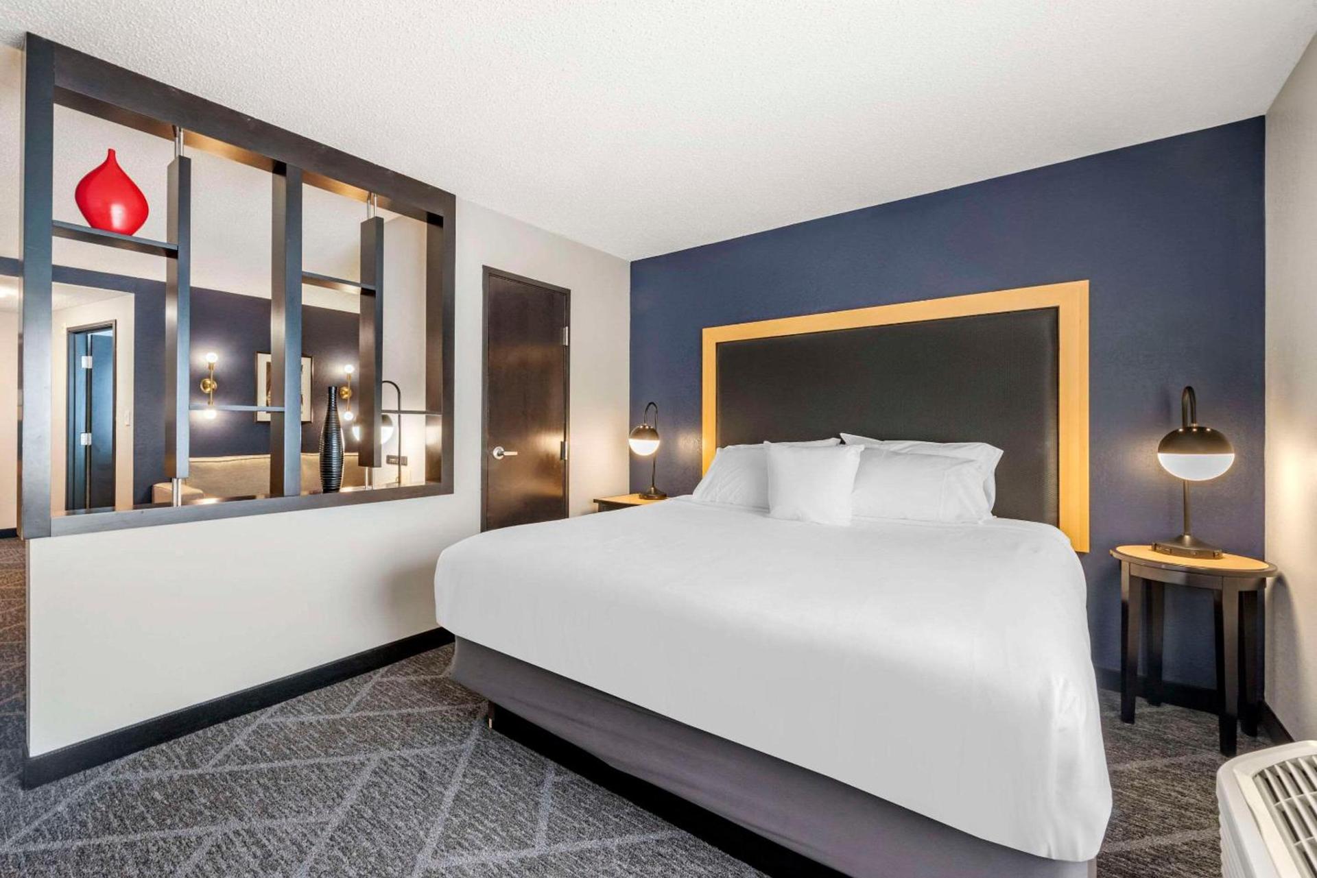 Cambria Hotel Minneapolis Maple Grove photo 16