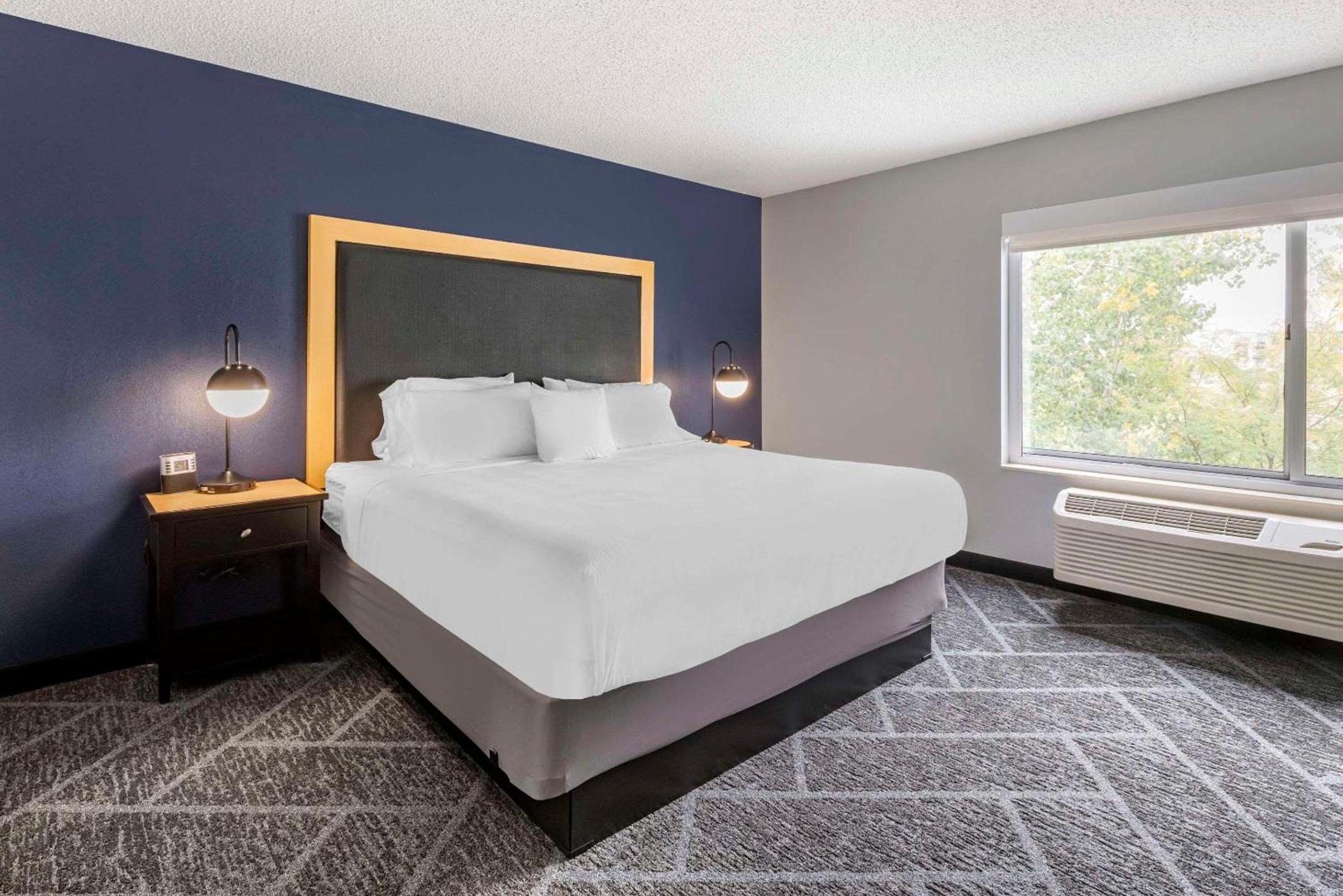 Cambria Hotel Minneapolis Maple Grove photo 22