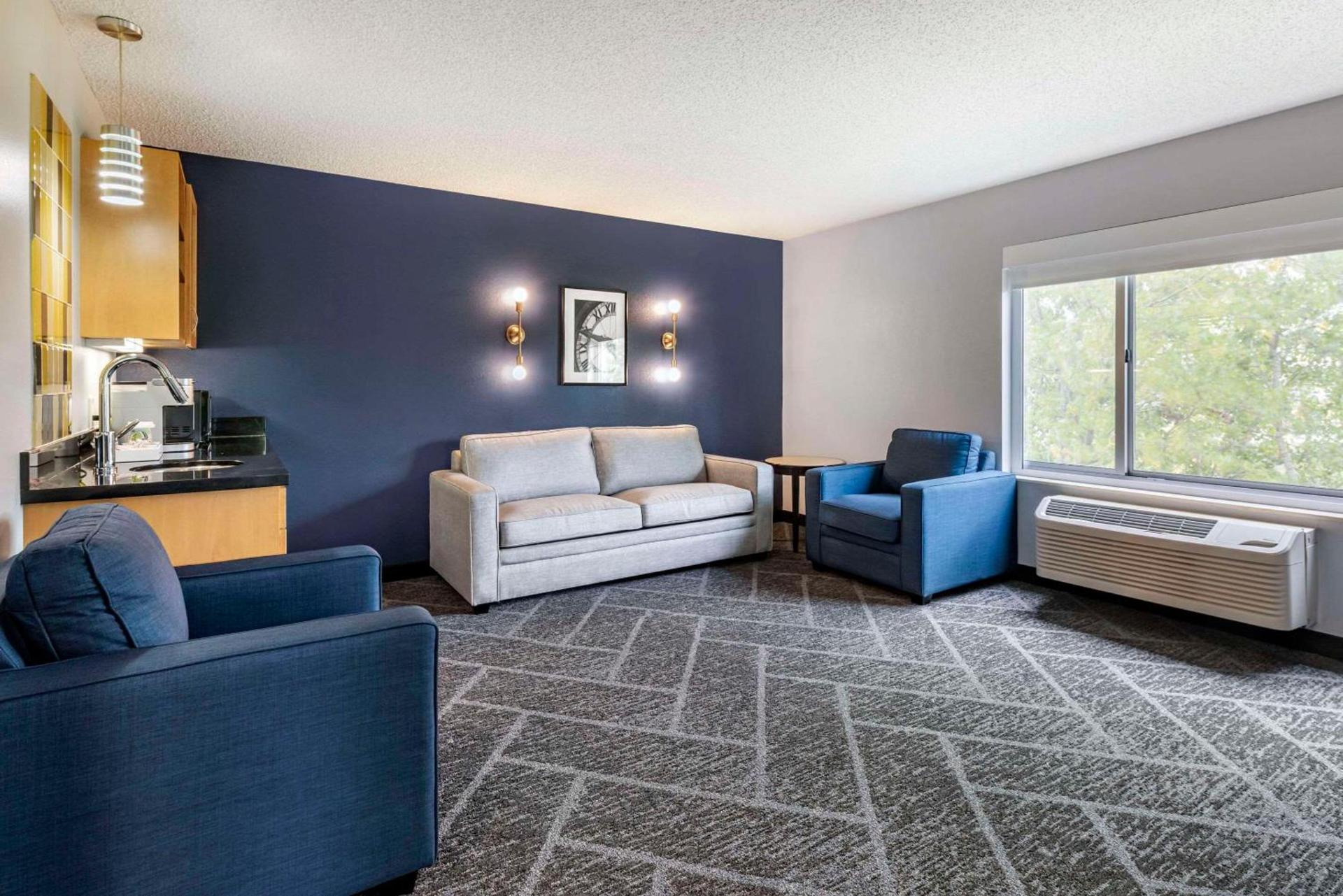 Cambria Hotel Minneapolis Maple Grove photo 23