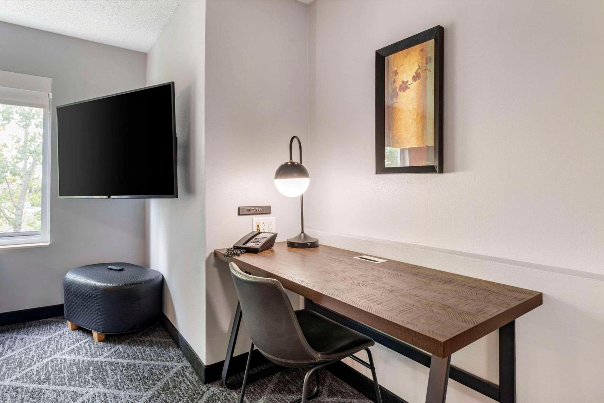 Cambria Hotel Minneapolis Maple Grove photo 24