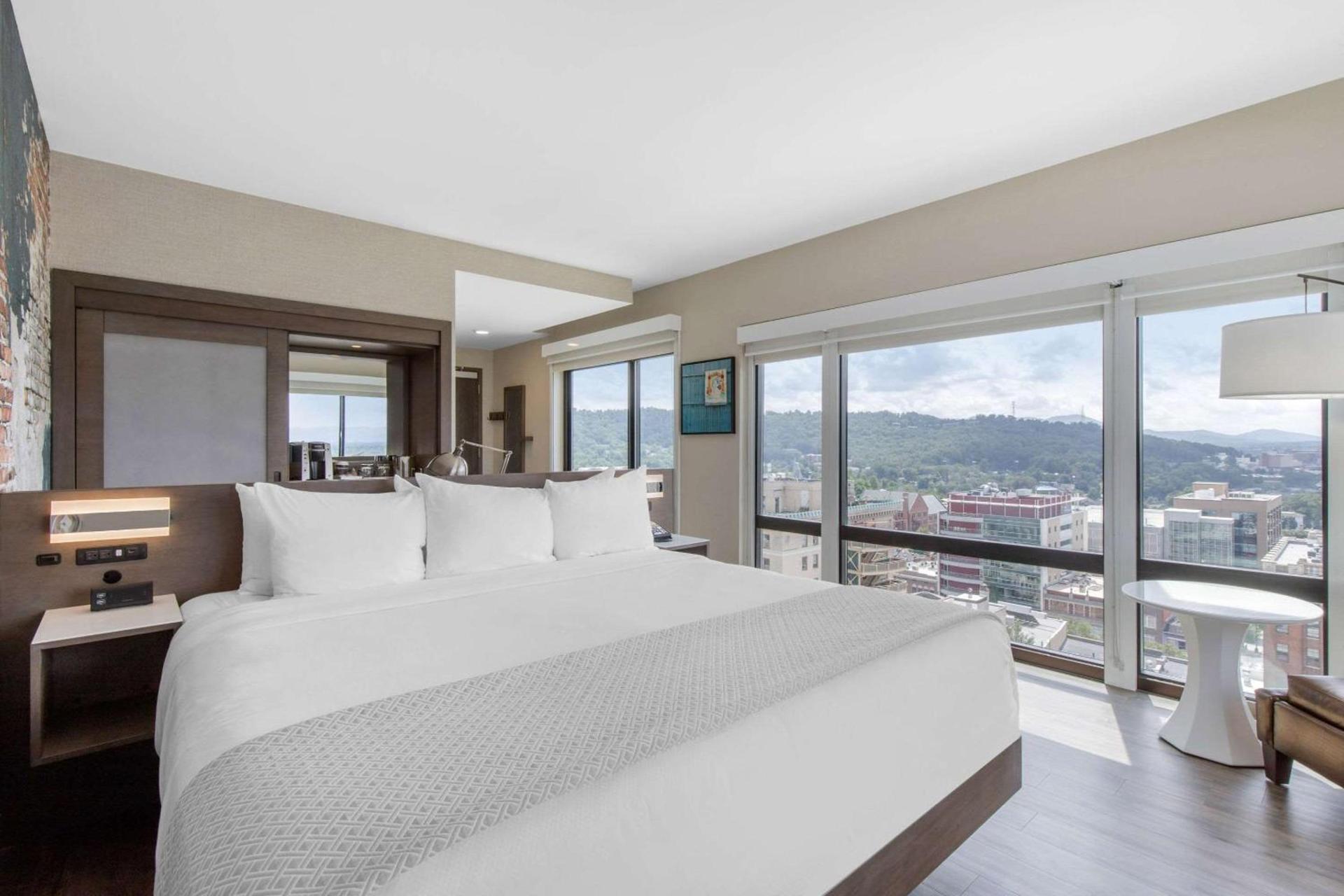 Cambria Hotel Downtown Asheville photo 23