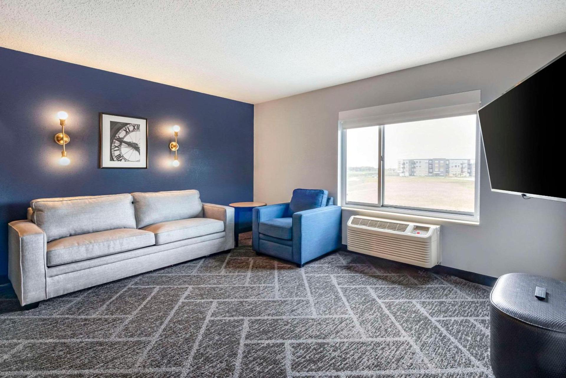 Cambria Hotel Minneapolis Maple Grove photo 27