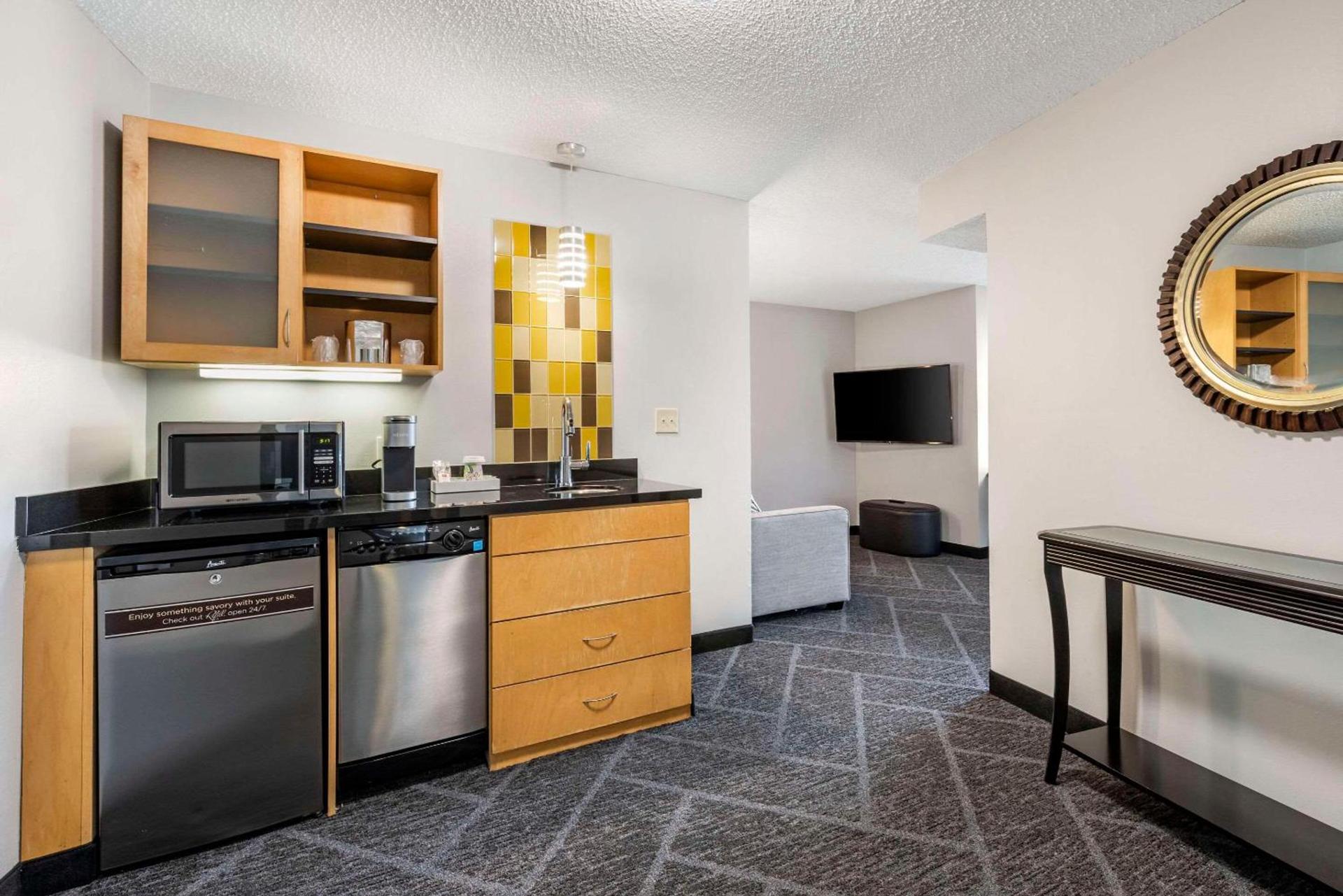 Cambria Hotel Minneapolis Maple Grove photo 30