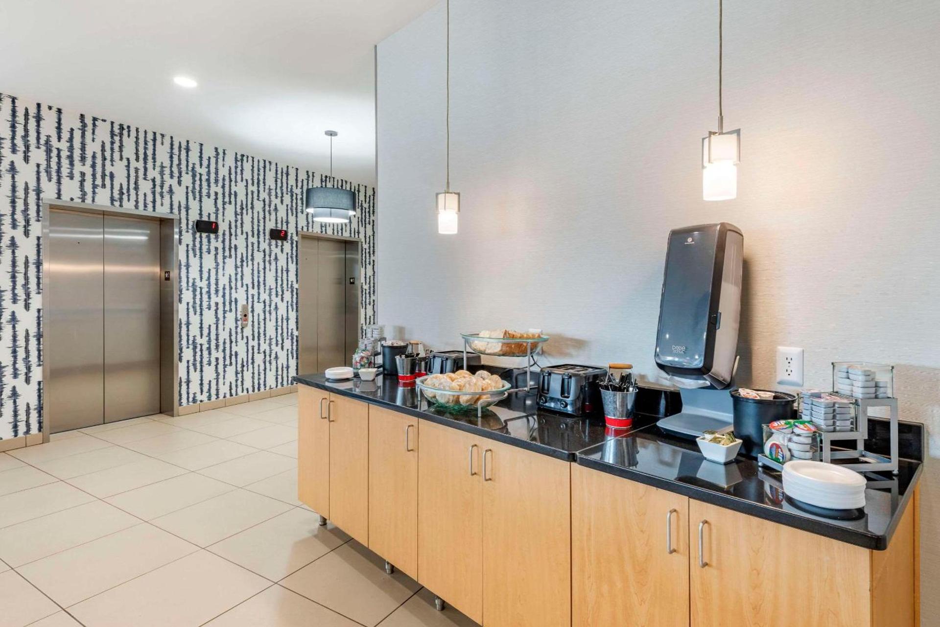 Cambria Hotel Minneapolis Maple Grove photo 45