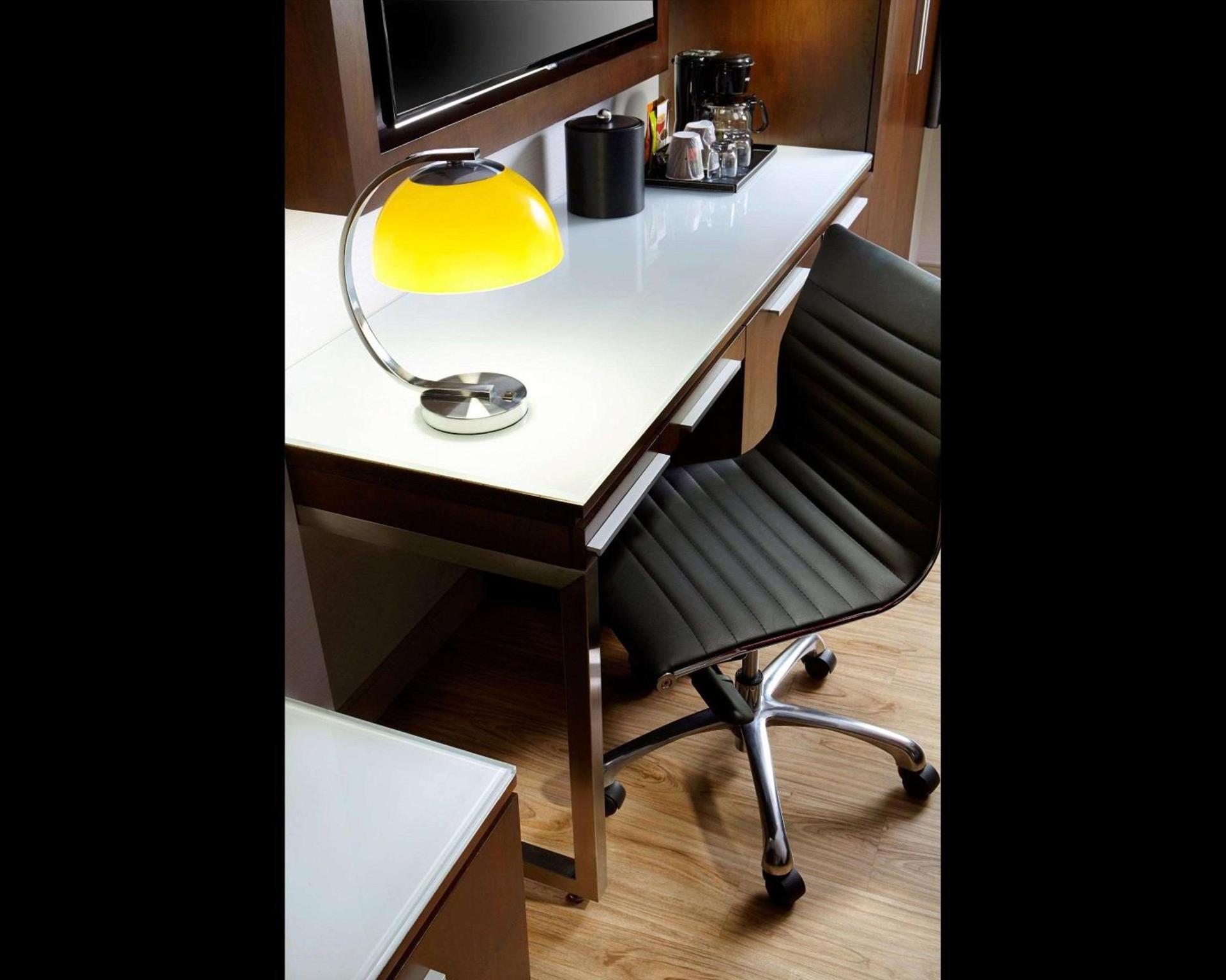 Cambria Hotel New York - Chelsea photo 4