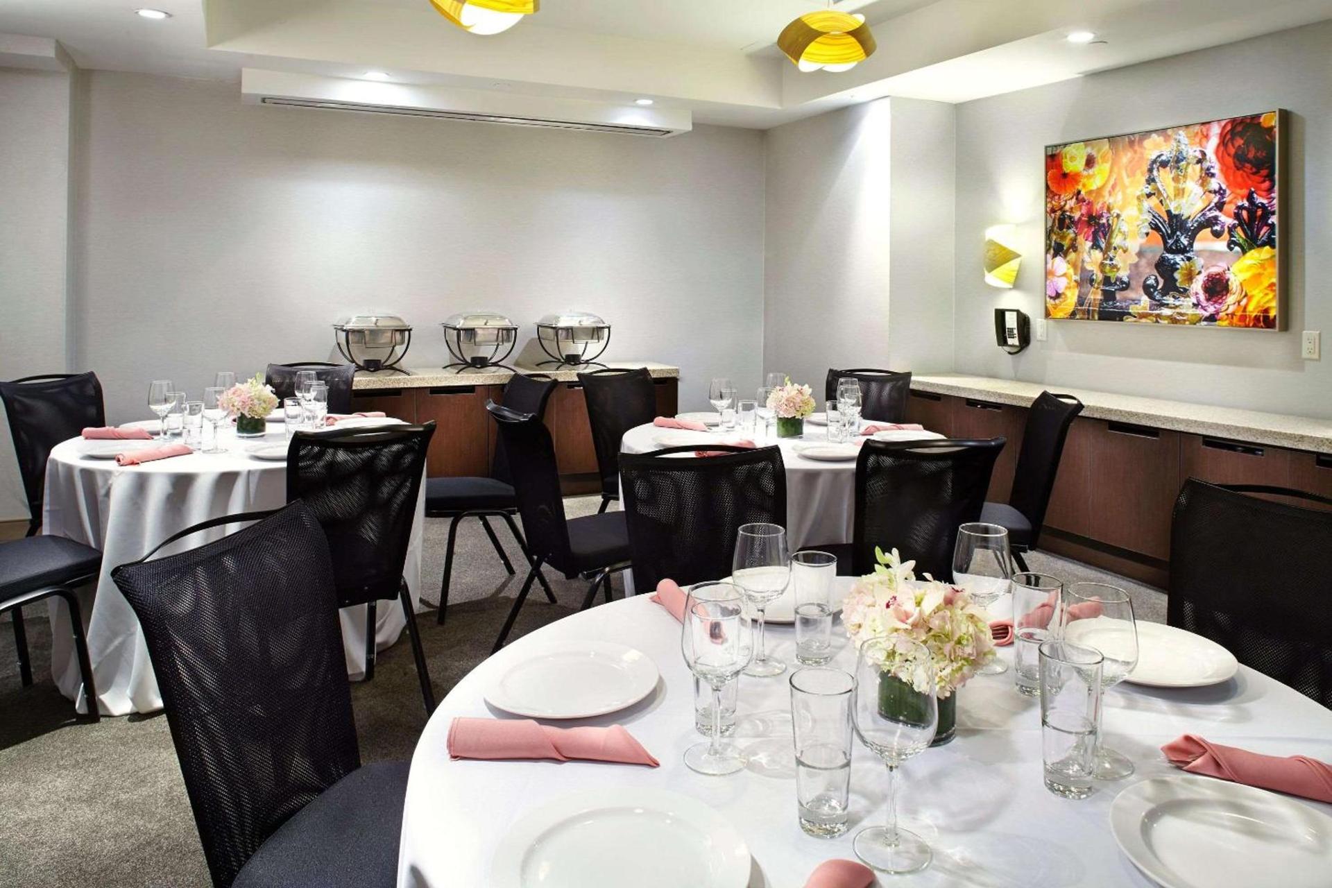 Cambria Hotel New York - Chelsea photo 28