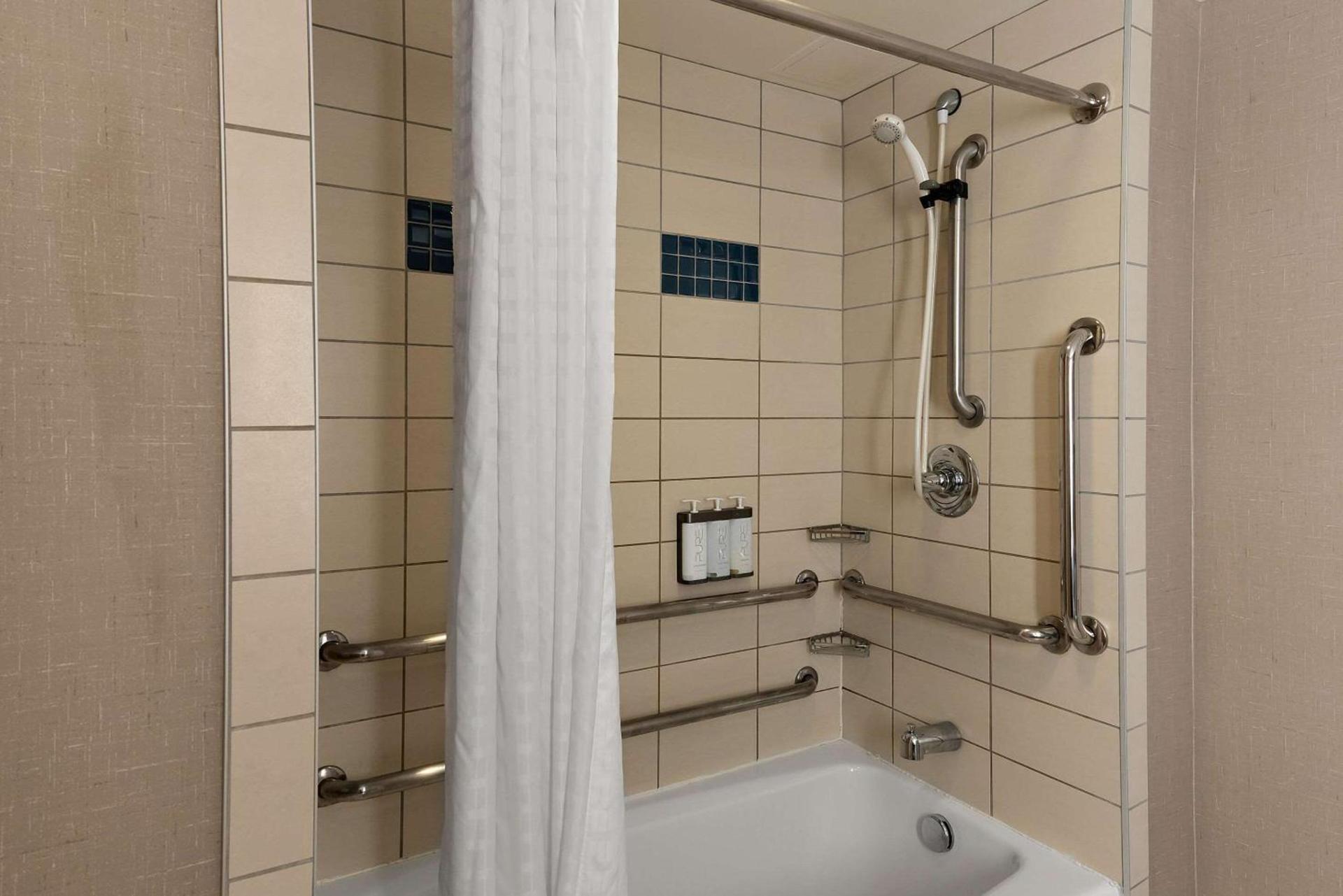 Cambria Hotel Columbus - Polaris photo 5