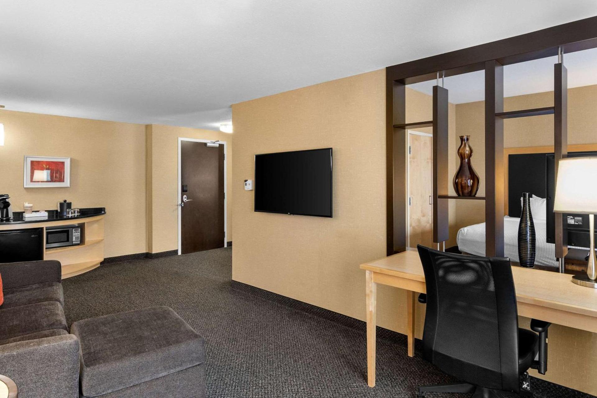 Cambria Hotel Columbus - Polaris photo 12