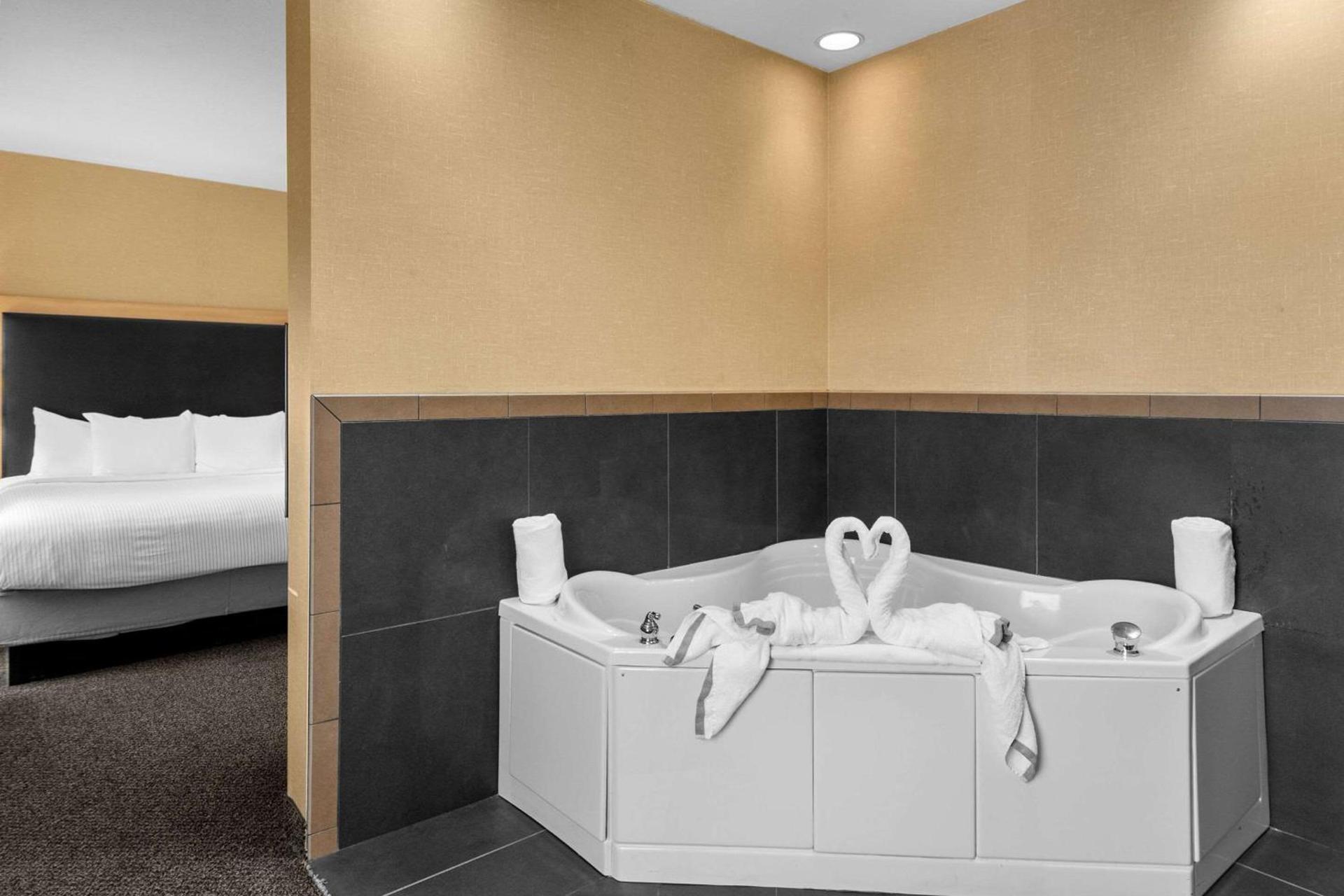 Cambria Hotel Columbus - Polaris photo 18