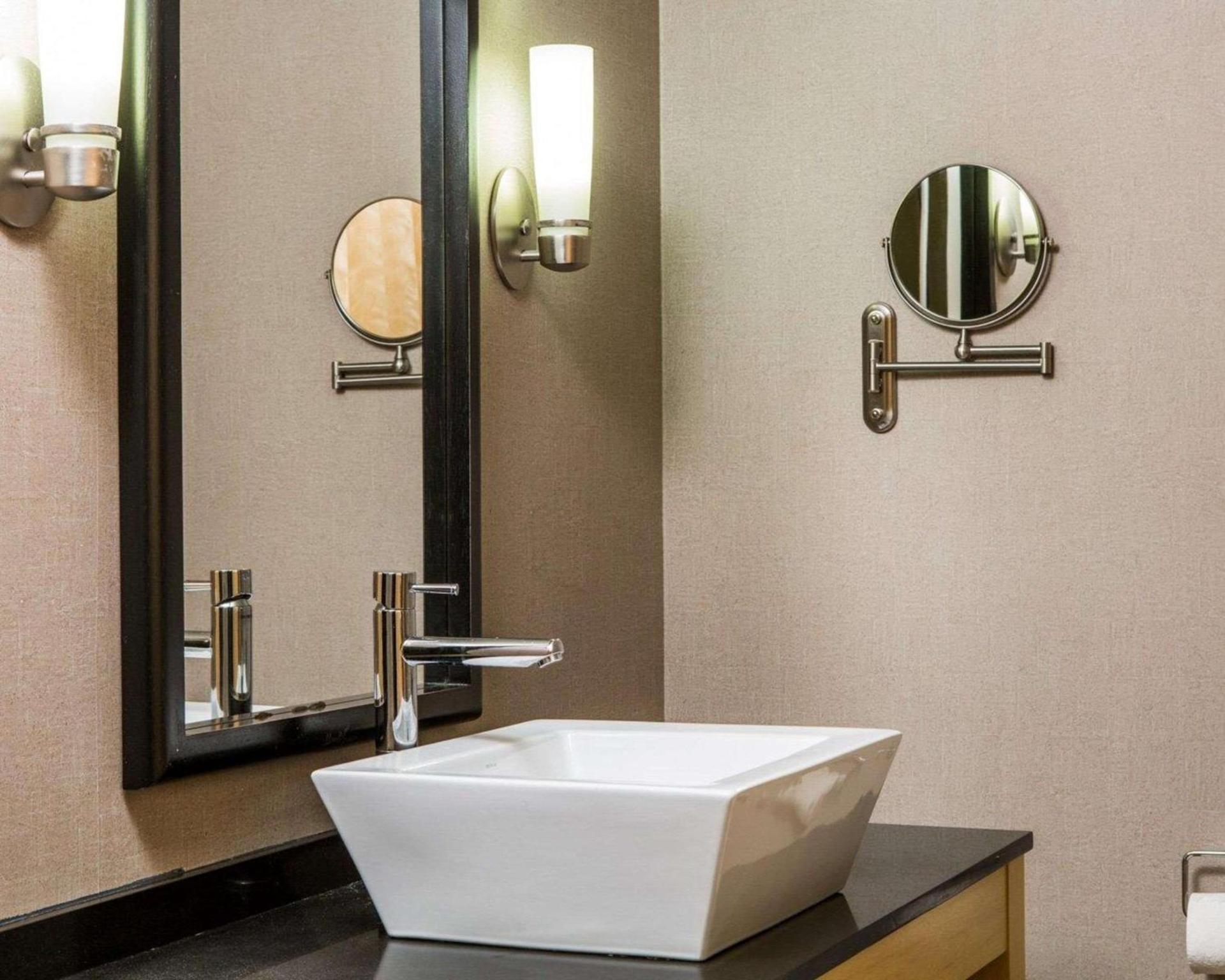 Cambria Hotel Appleton photo 7
