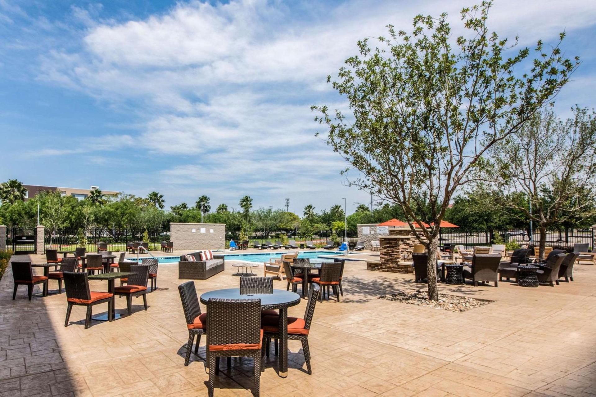 Cambria Hotel McAllen Convention Center photo 3