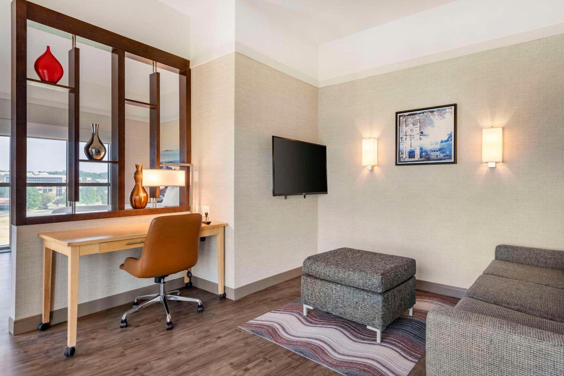 Cambria Hotel Madison East photo 24